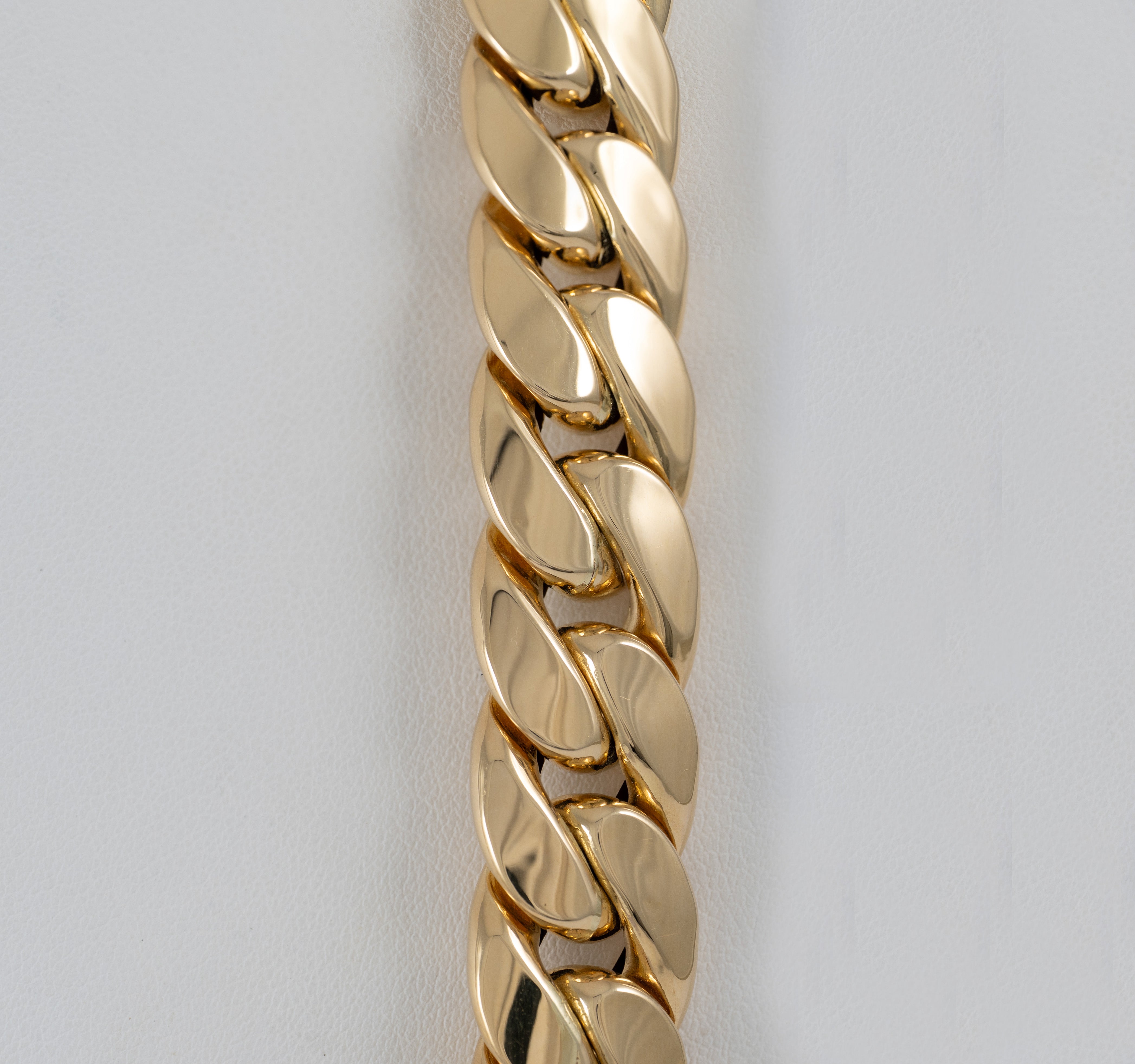 Cadena barbada cubana oro 18k 750 65cm