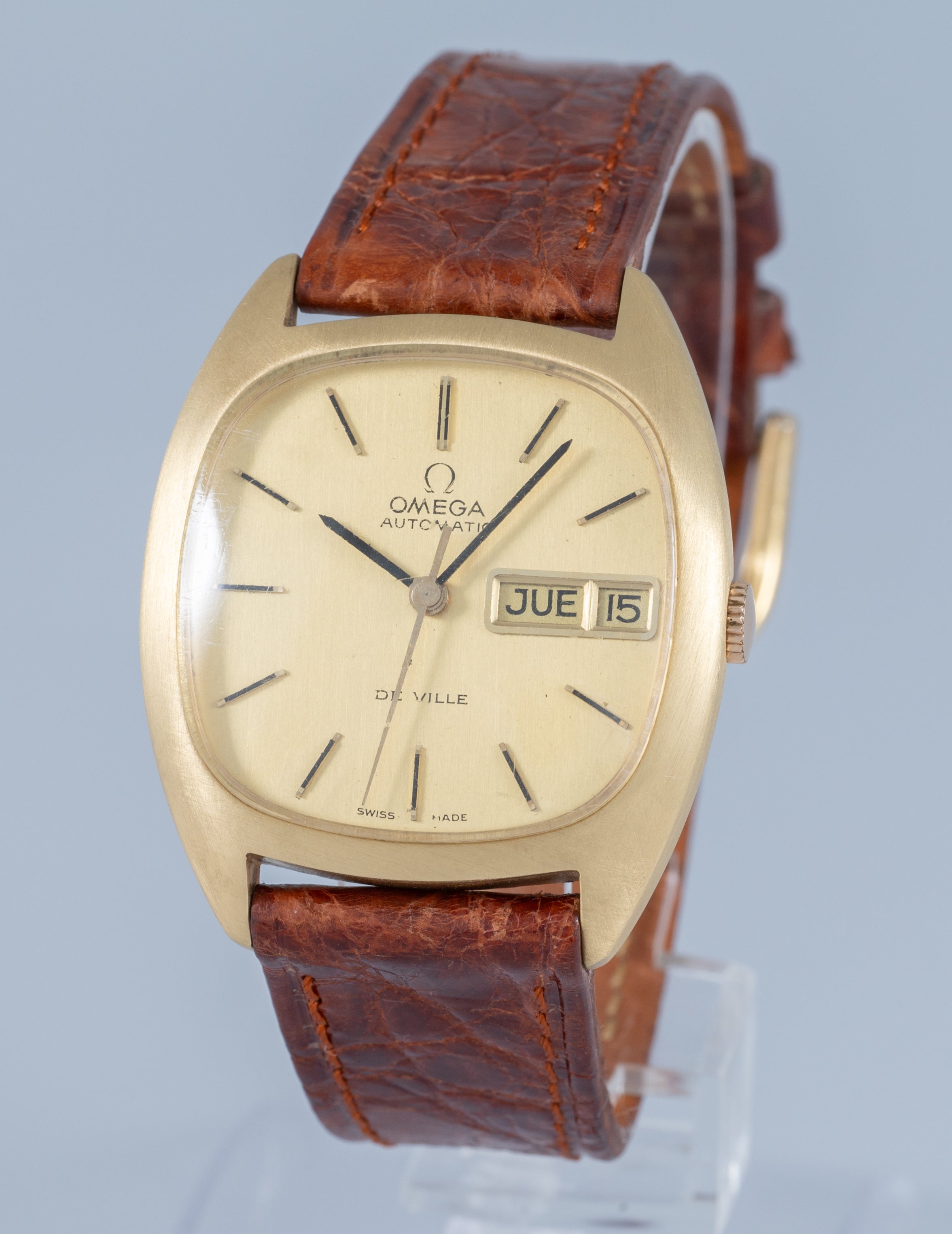 Omega Deville Automatic Square Dial Yellow Gold 18k Ref: 162.0068
