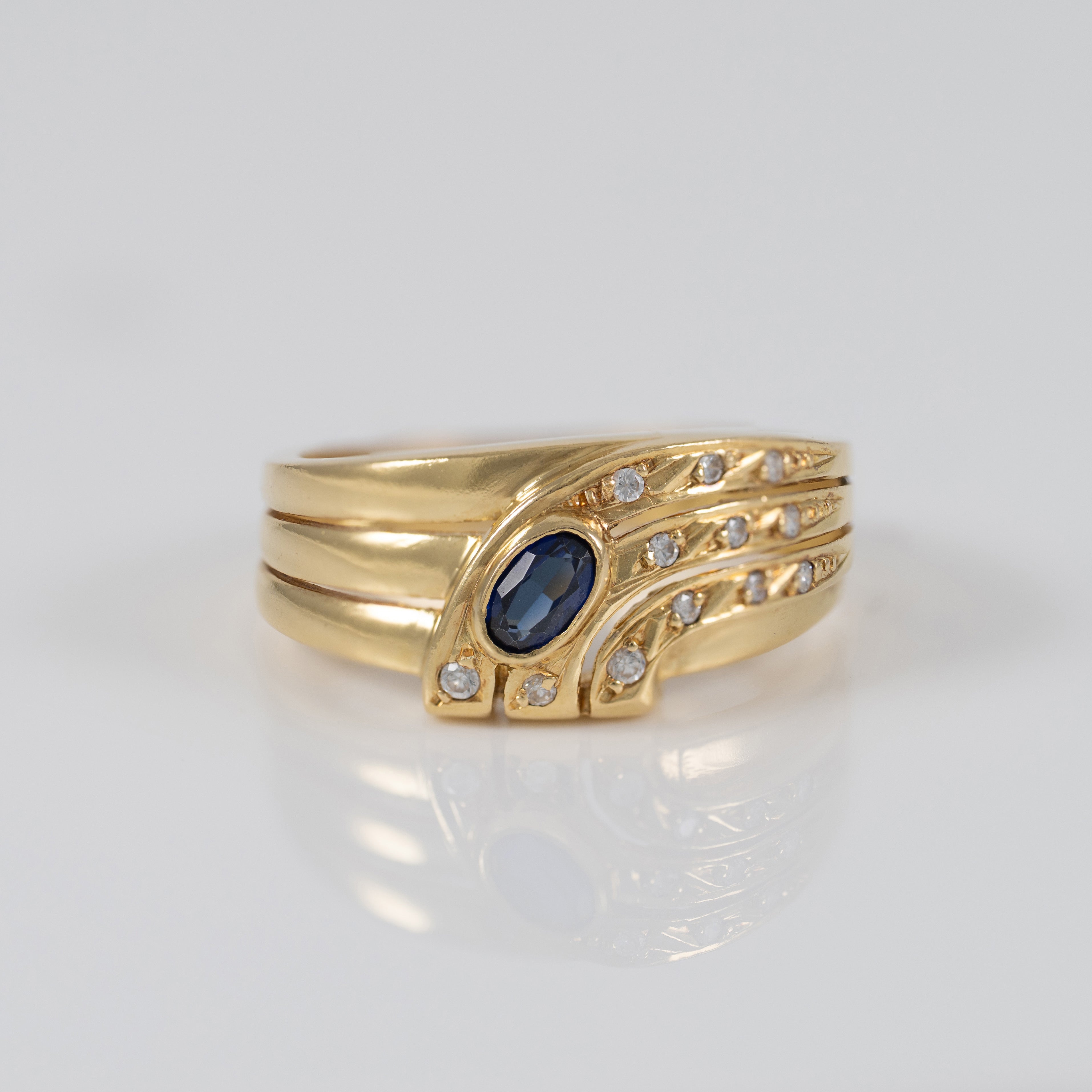 Anillo de oro 18k