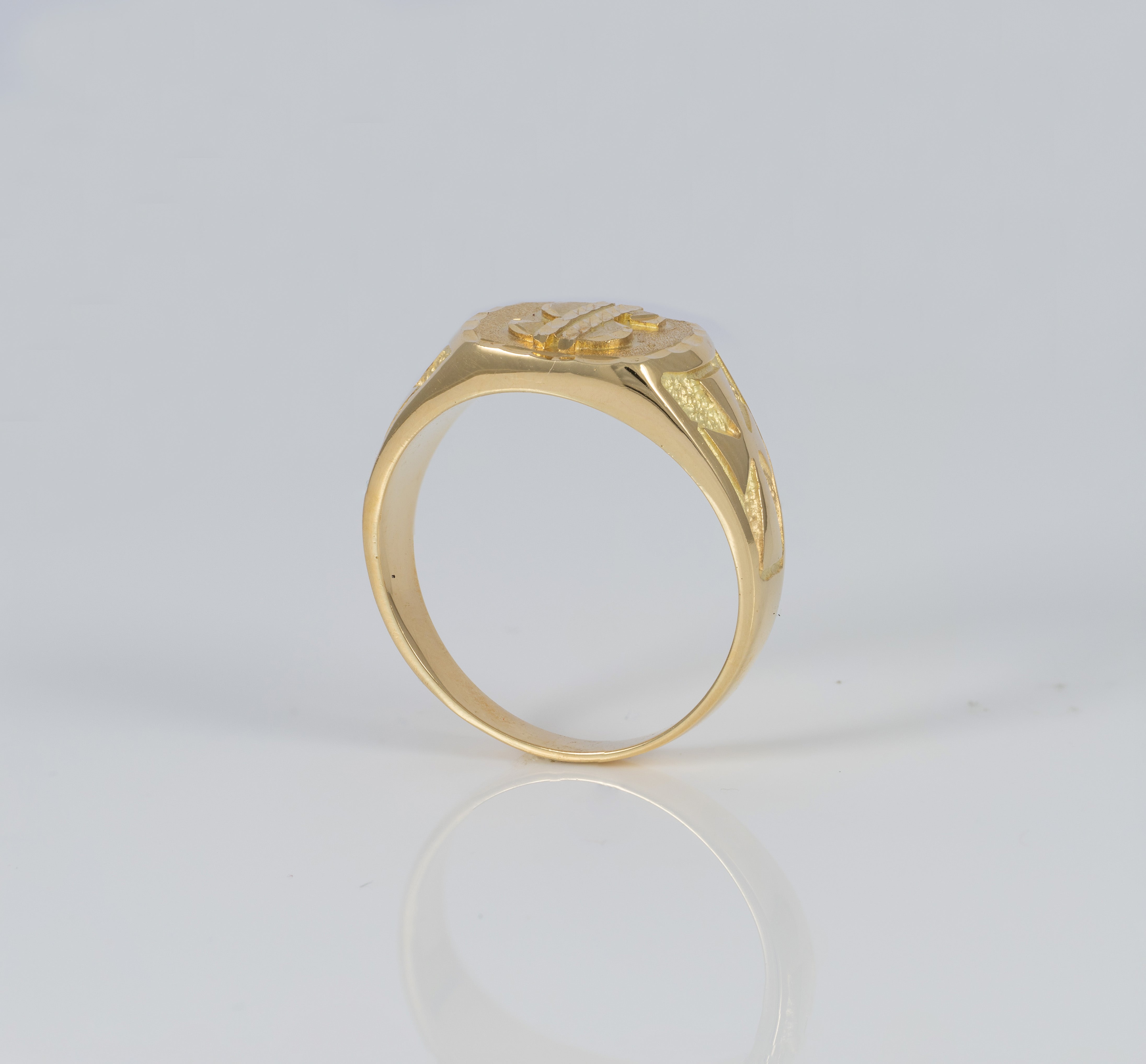 Anillo Dólar de oro amarillo 18k
