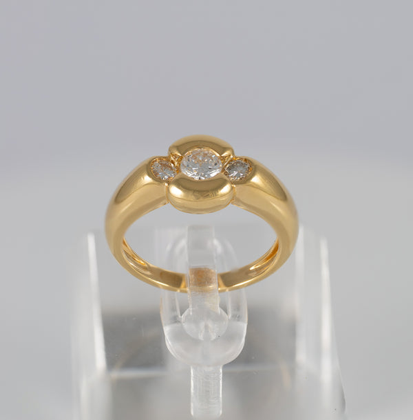 Anillo de oro amarillo 18k y brillantes