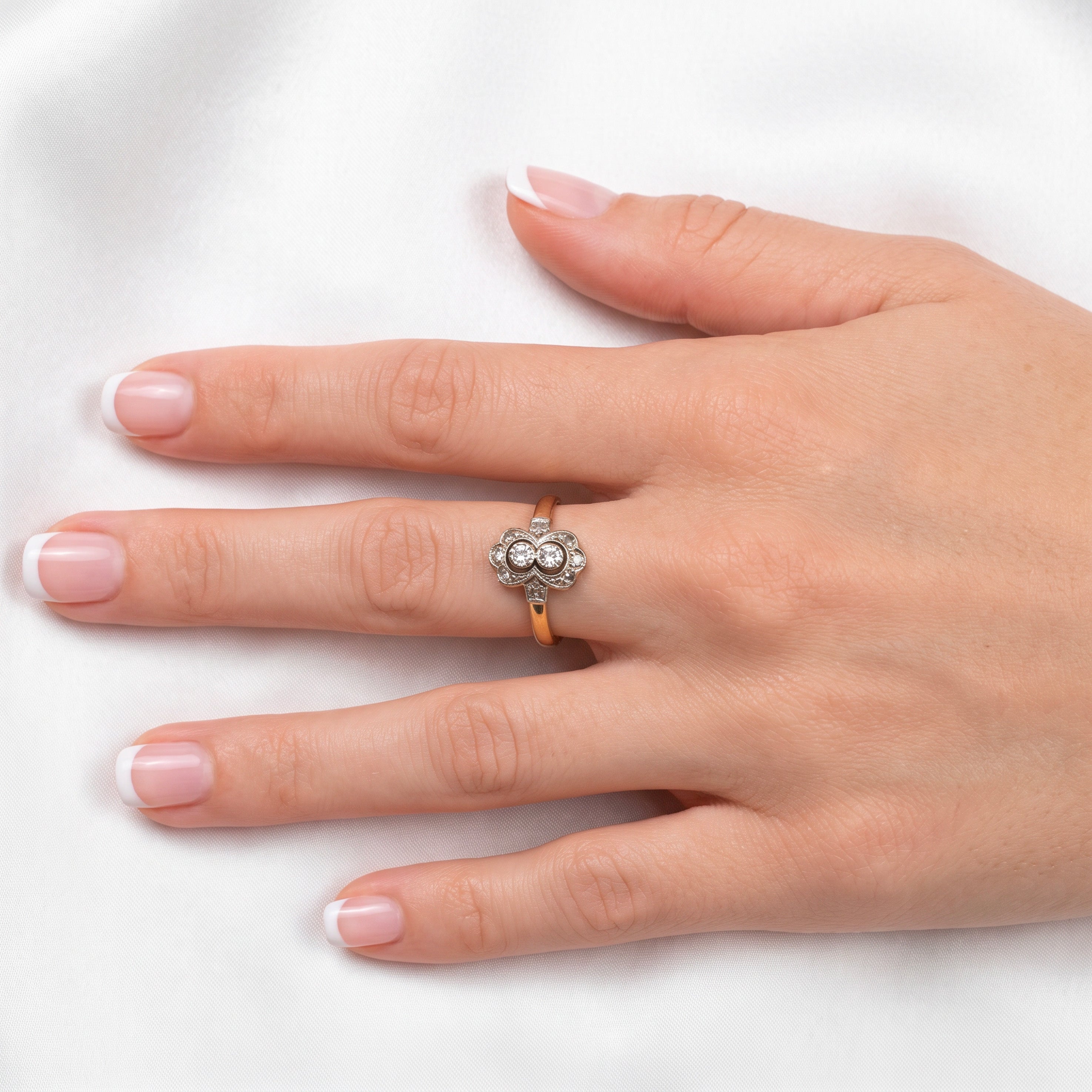 Anillo oro 18k con diamantes