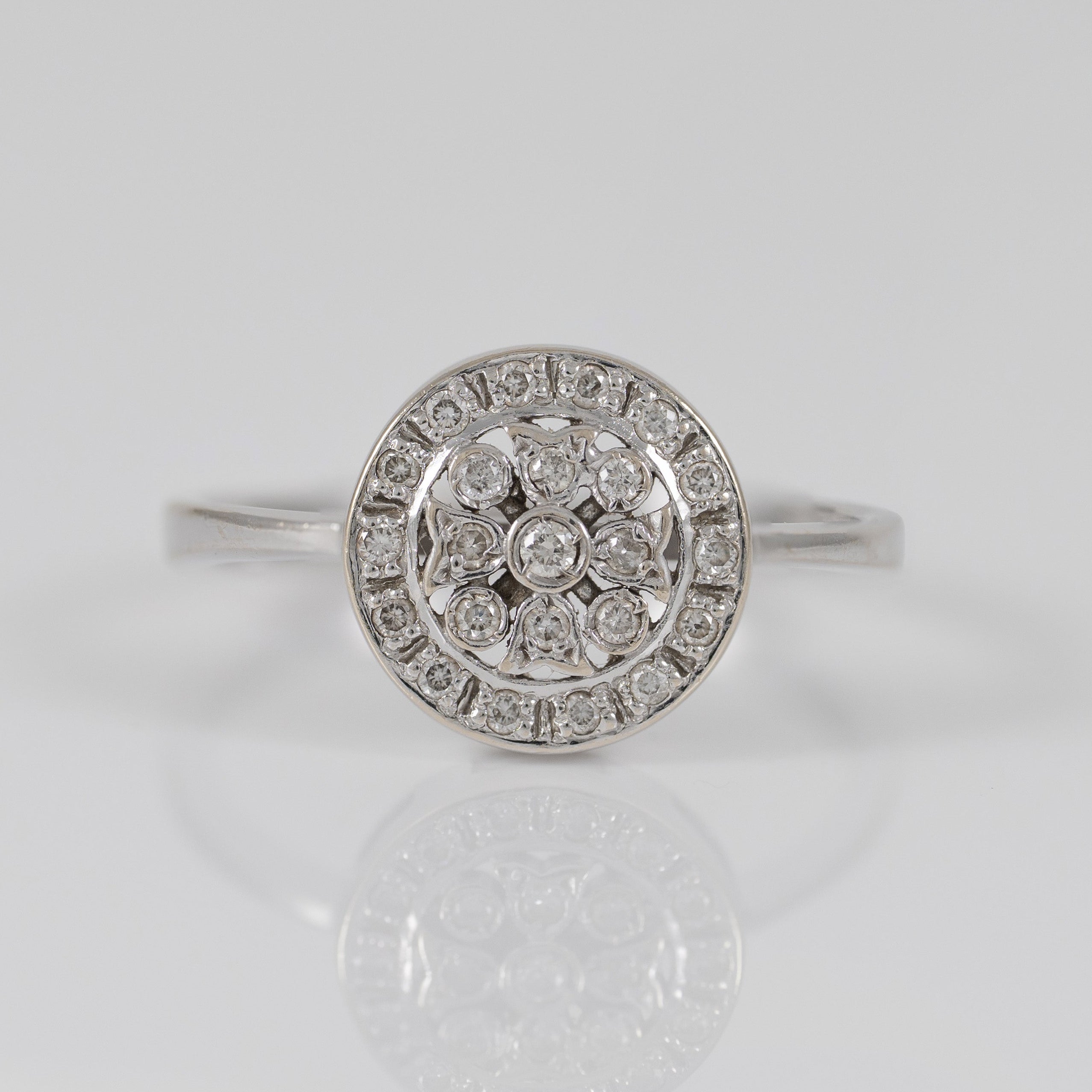 Anillo oro blanco 18k con diamantes