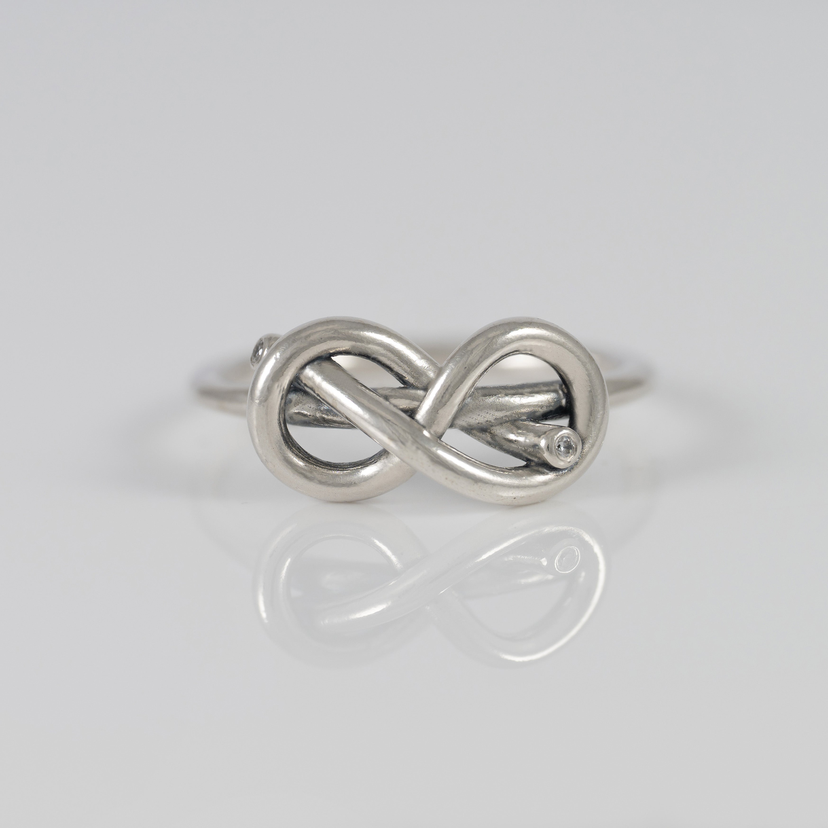 Anillo Pandora Nudo Infinito en Plata 925