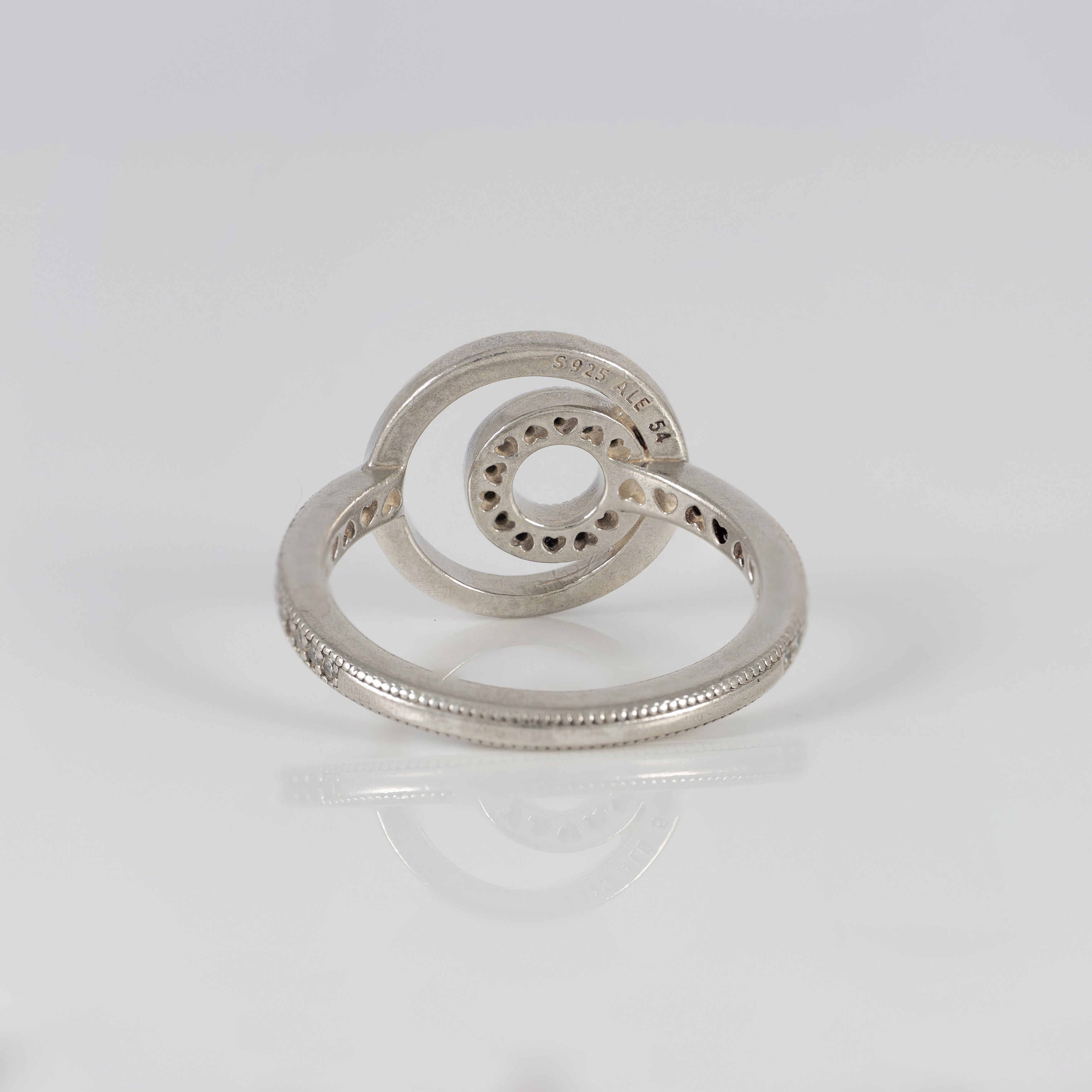Anillo Pandora en Plata 925 con Círculos Pavé Signature