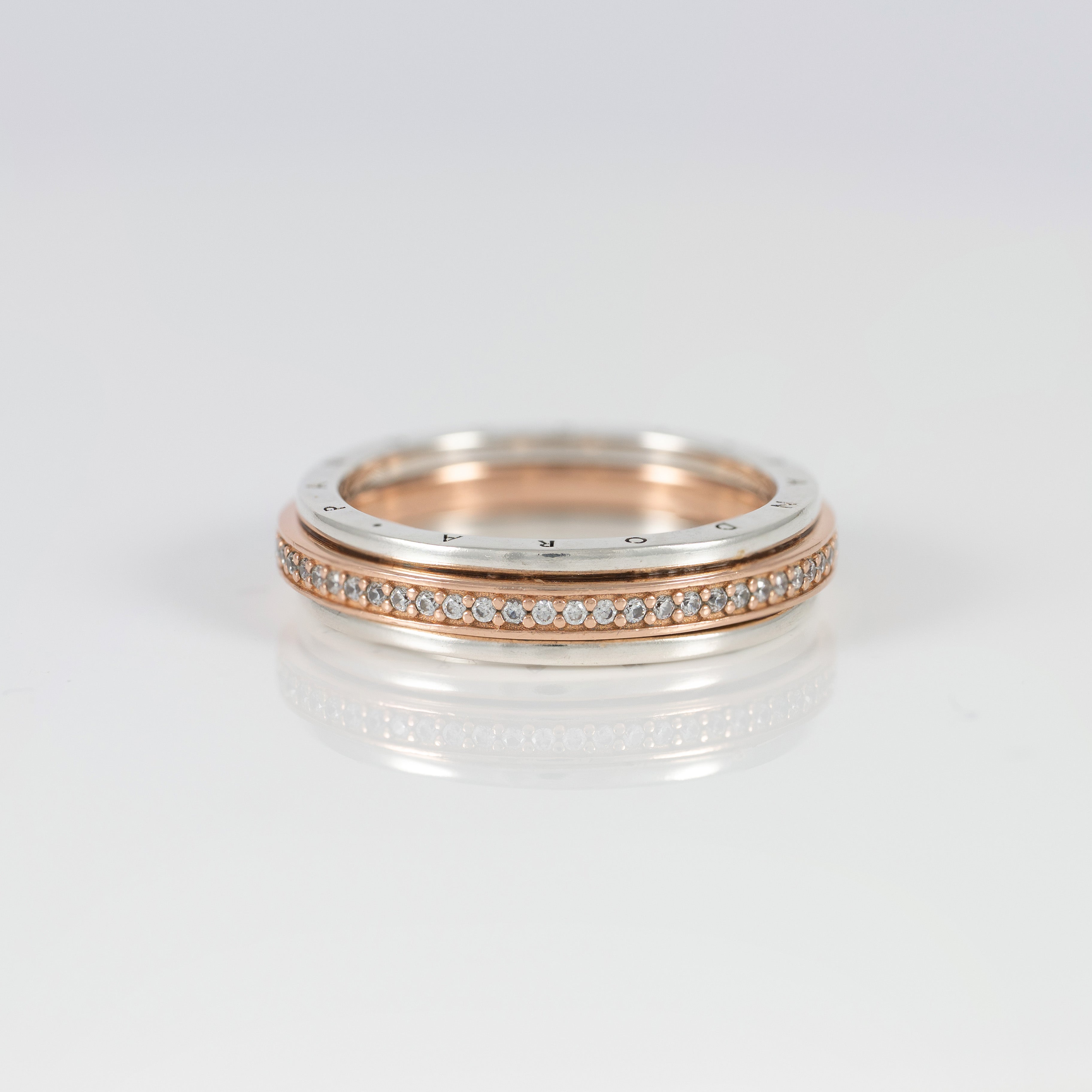Anillo Pandora  de Plata 925  Signature Logo & Pavé