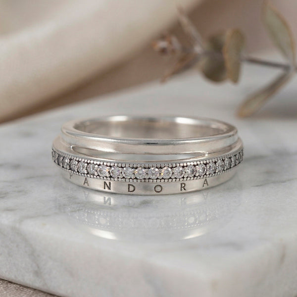 Anillo Pandora en Plata 925 Triple Alianza en Pavé