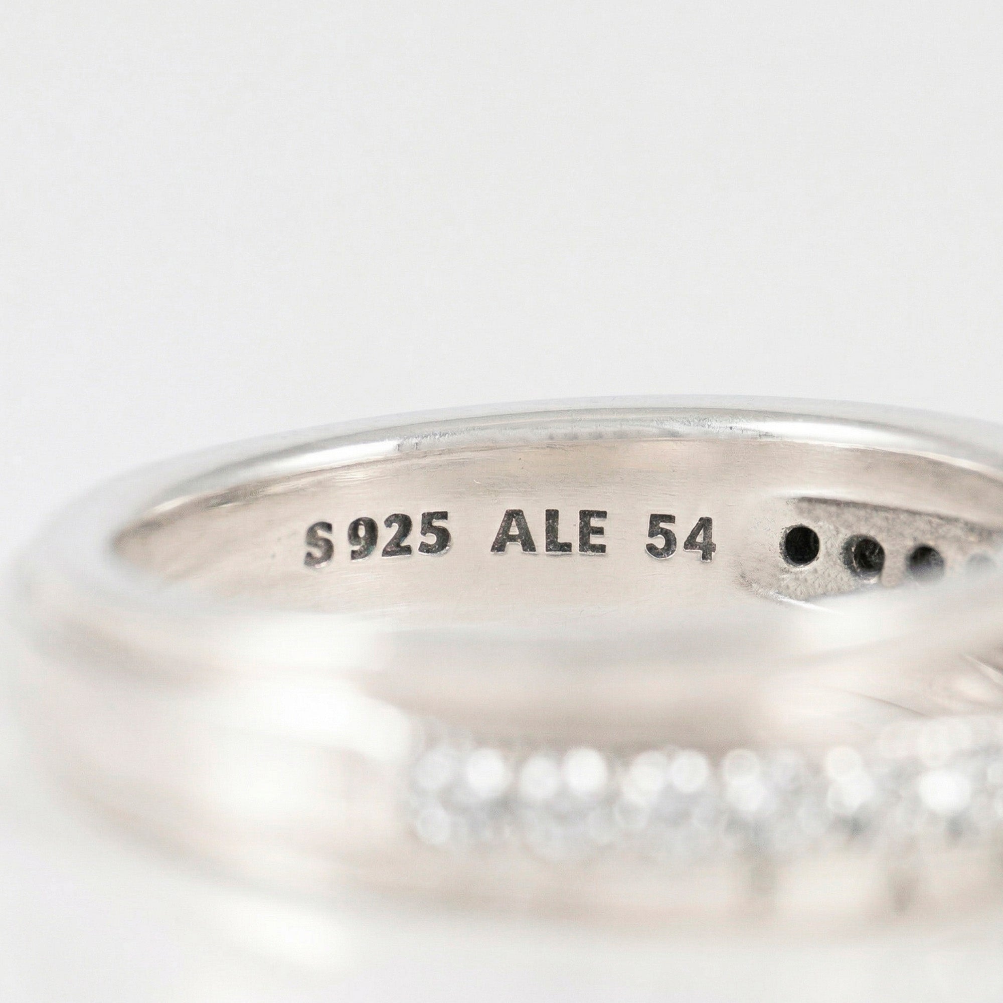 Anillo Pandora en Plata 925 Triple Alianza en Pavé