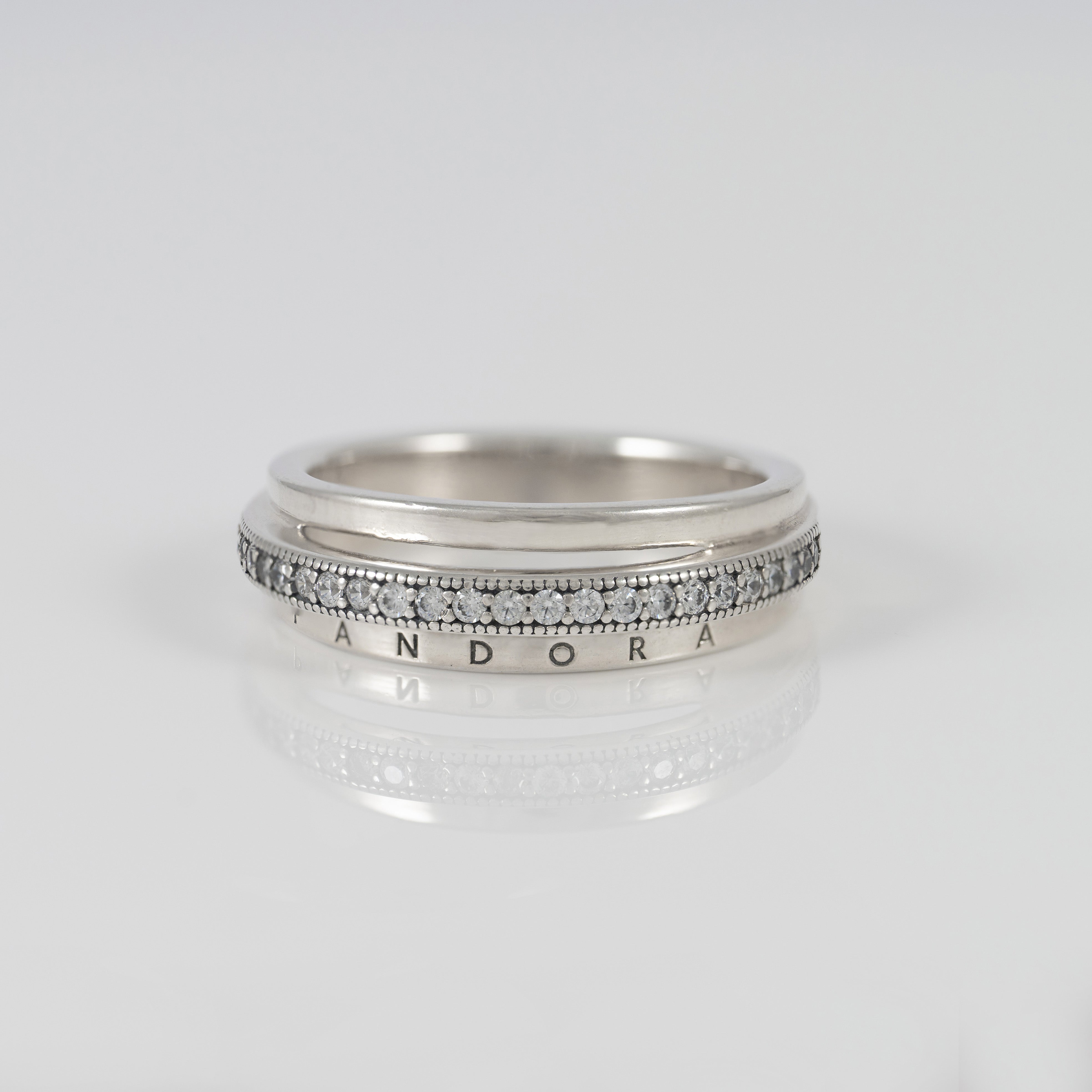 Anillo Pandora en Plata 925 Triple Alianza en Pavé