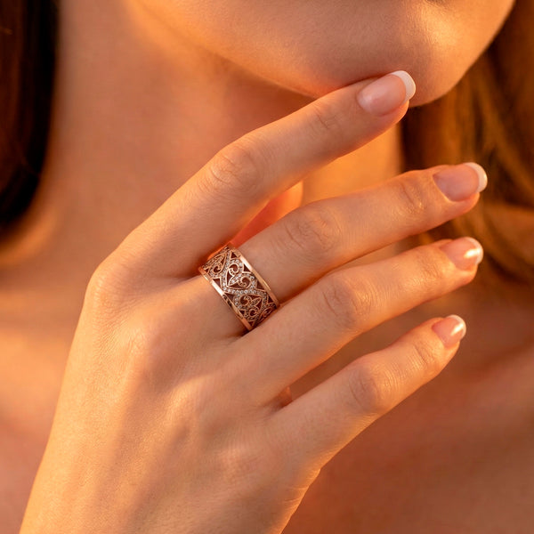 Anillo Thomas Sabó en Plata Vermeil Rosa con corazones pavé