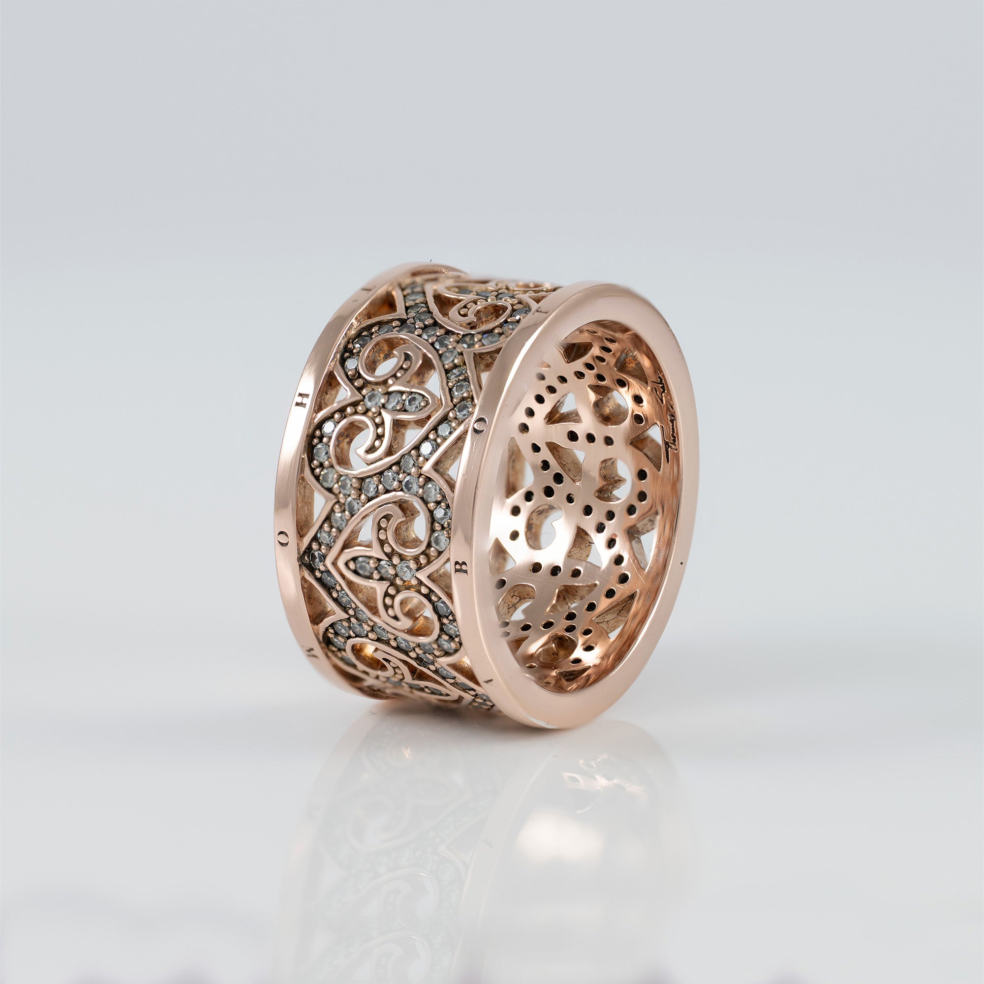 Anillo Thomas Sabó en Plata Vermeil Rosa con corazones pavé