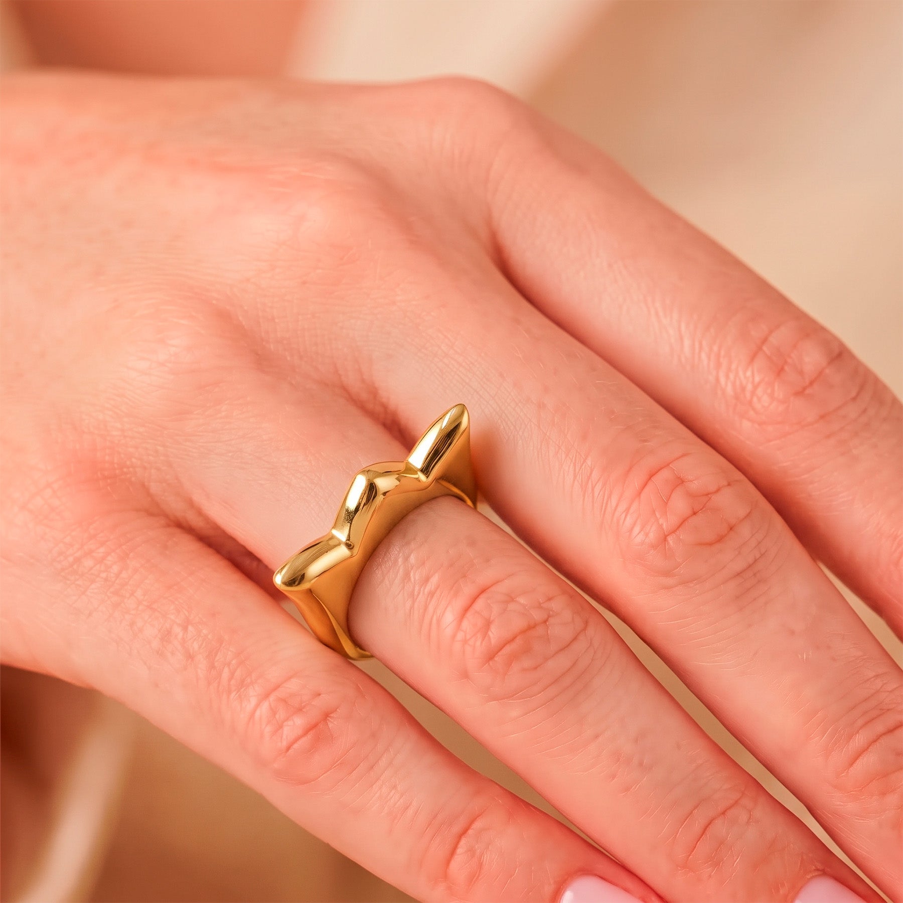 Anillo Tous New Sweet Dolls tulipa con baño de oro 18 kt sobre plata