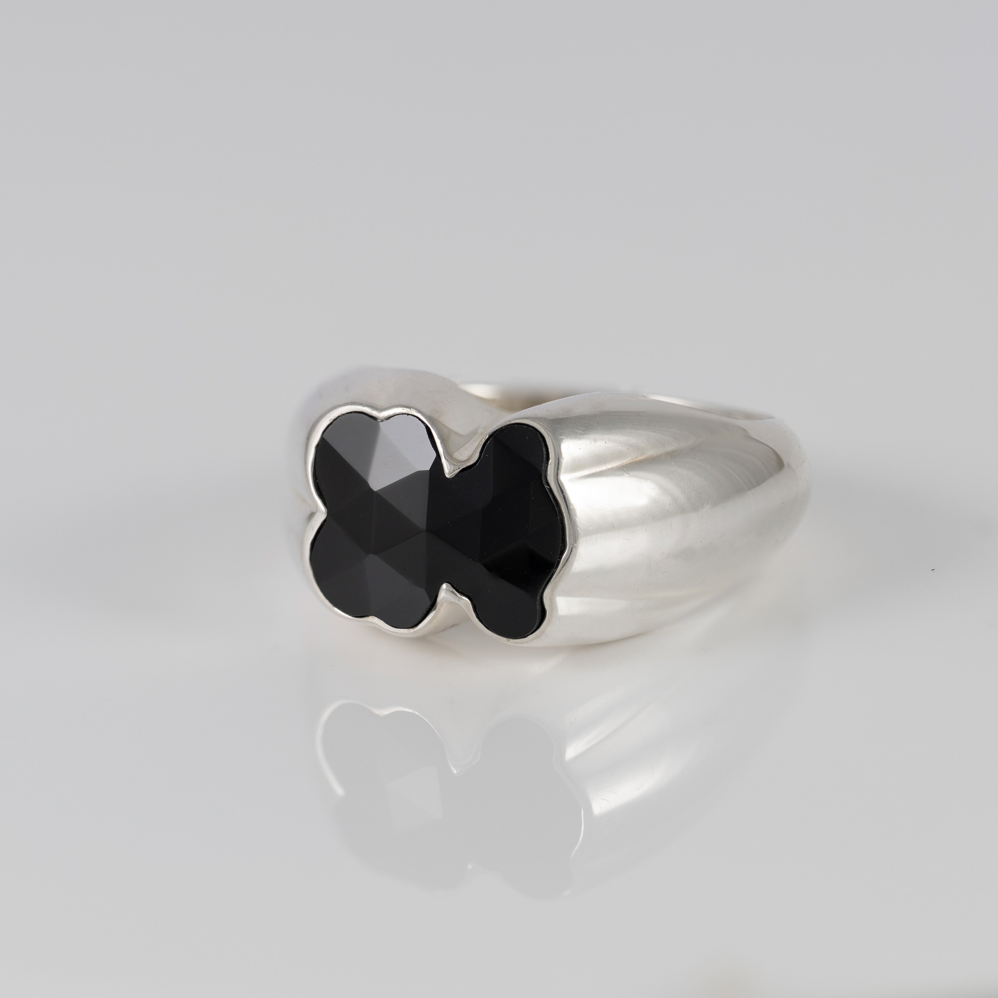 Anillo Tous de plata 925 y motivo oso en ónix Icon Color