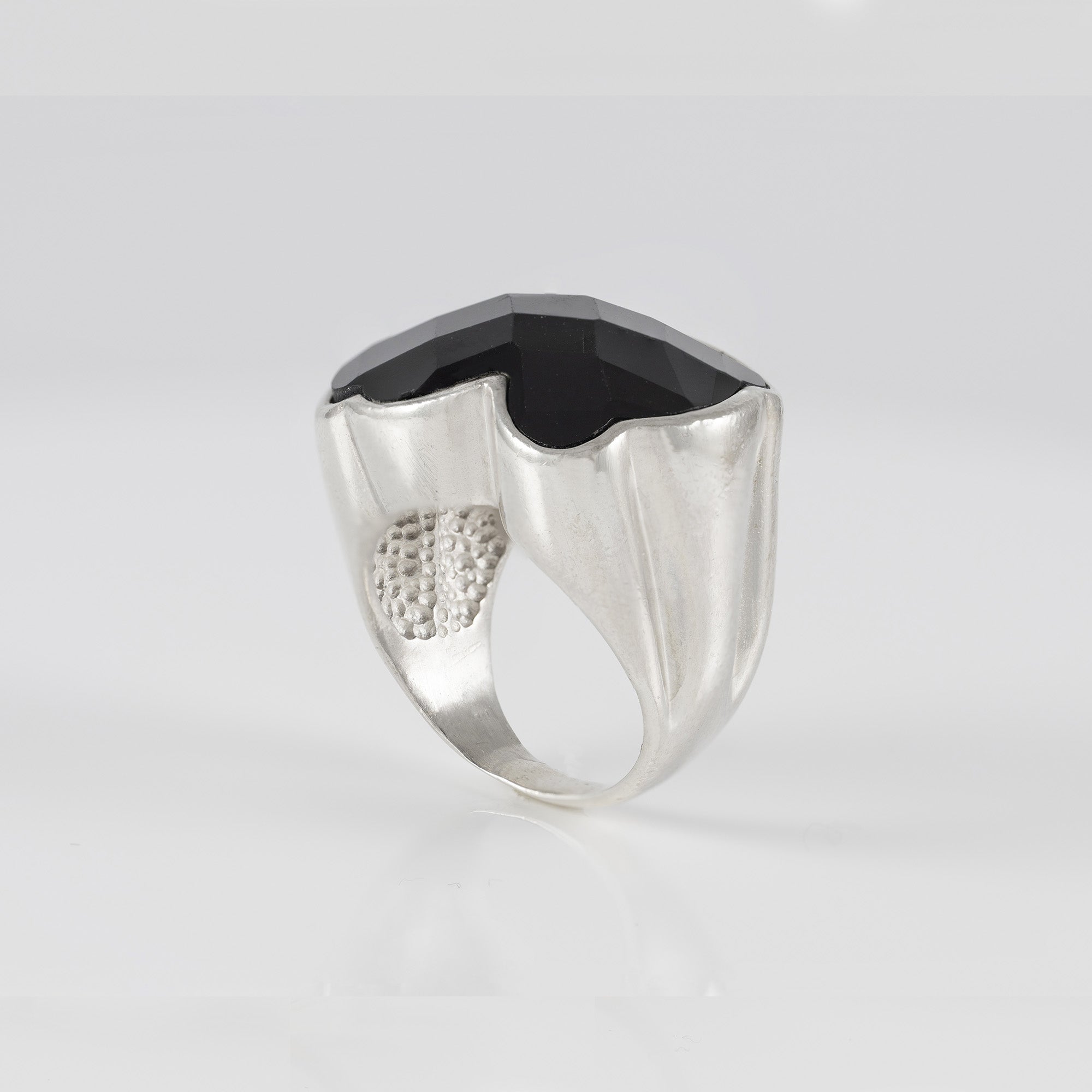 Anillo Tous en Plata 925 y ónix facetado oso Color