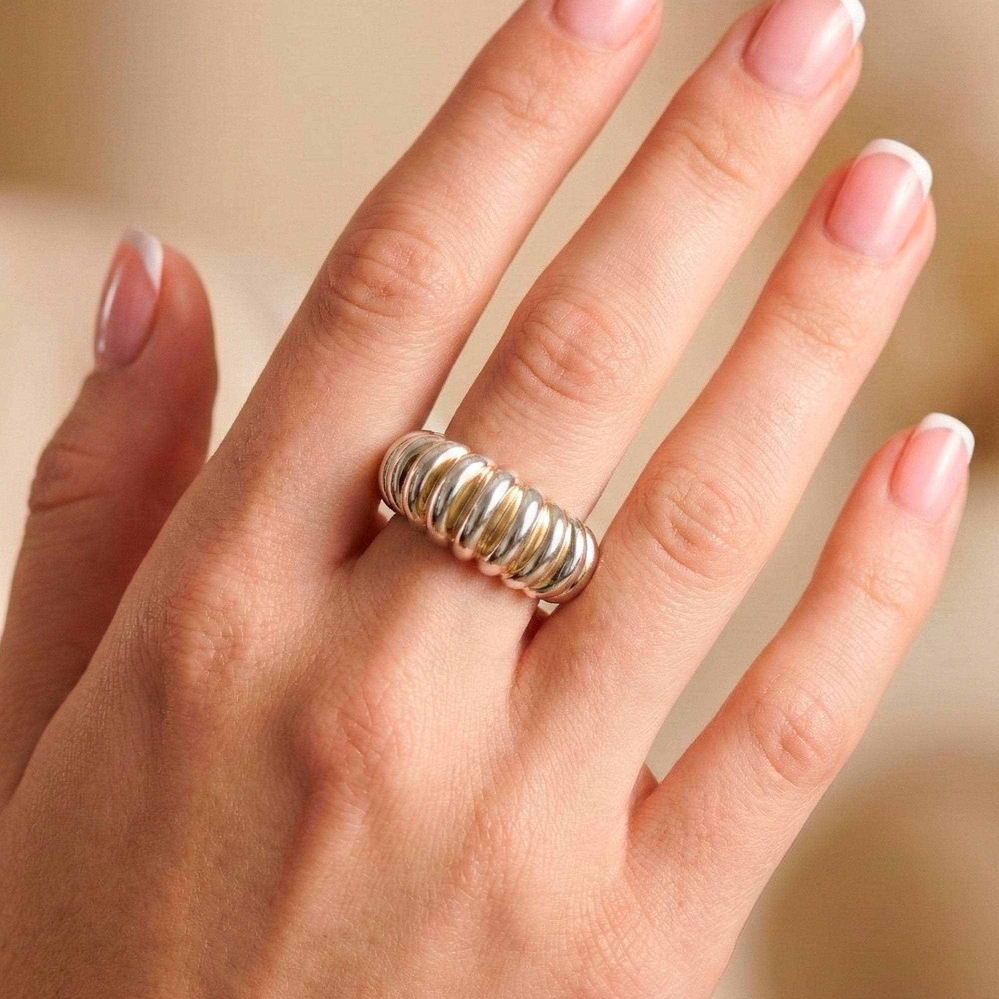 Anillo Tous en Plata 925 Virtual Garden con forma de oruga