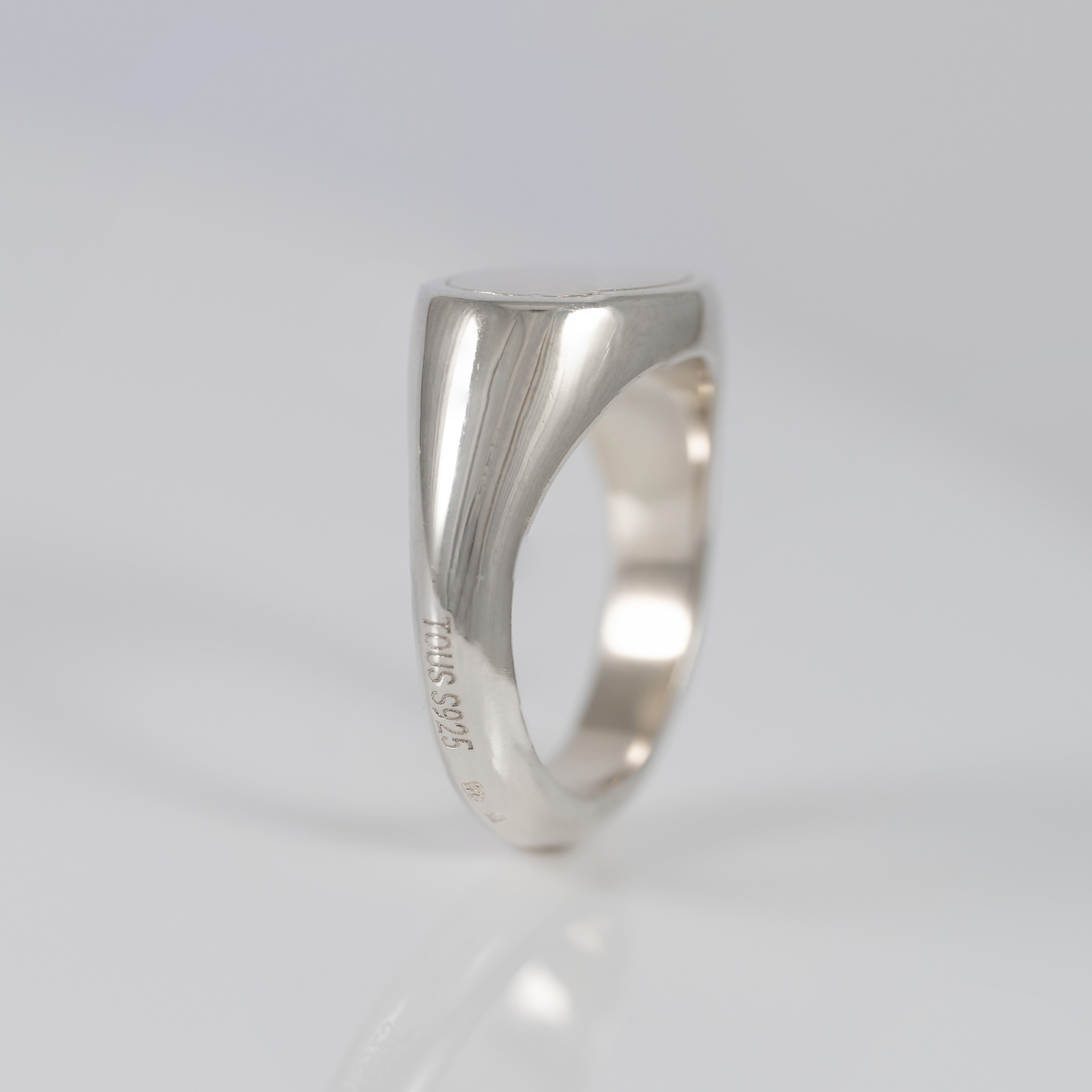 Anillo Tous sello de  Plata 925 Basics