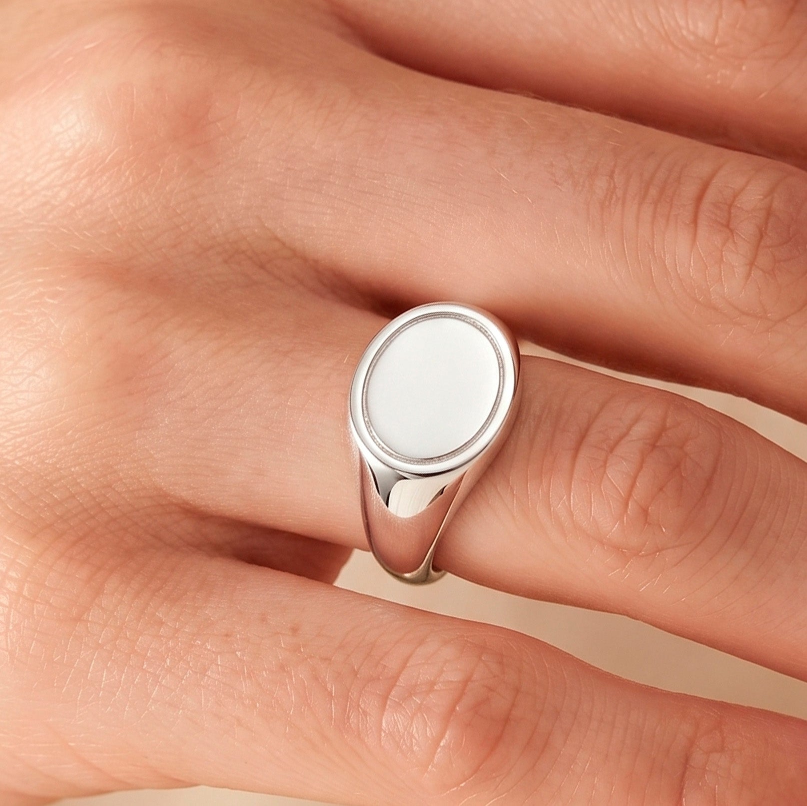 Anillo Tous sello de  Plata 925 Basics