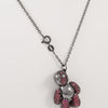 Cadena con colgante Teddy Bear 3D de plata pavonada con zafiros rosa