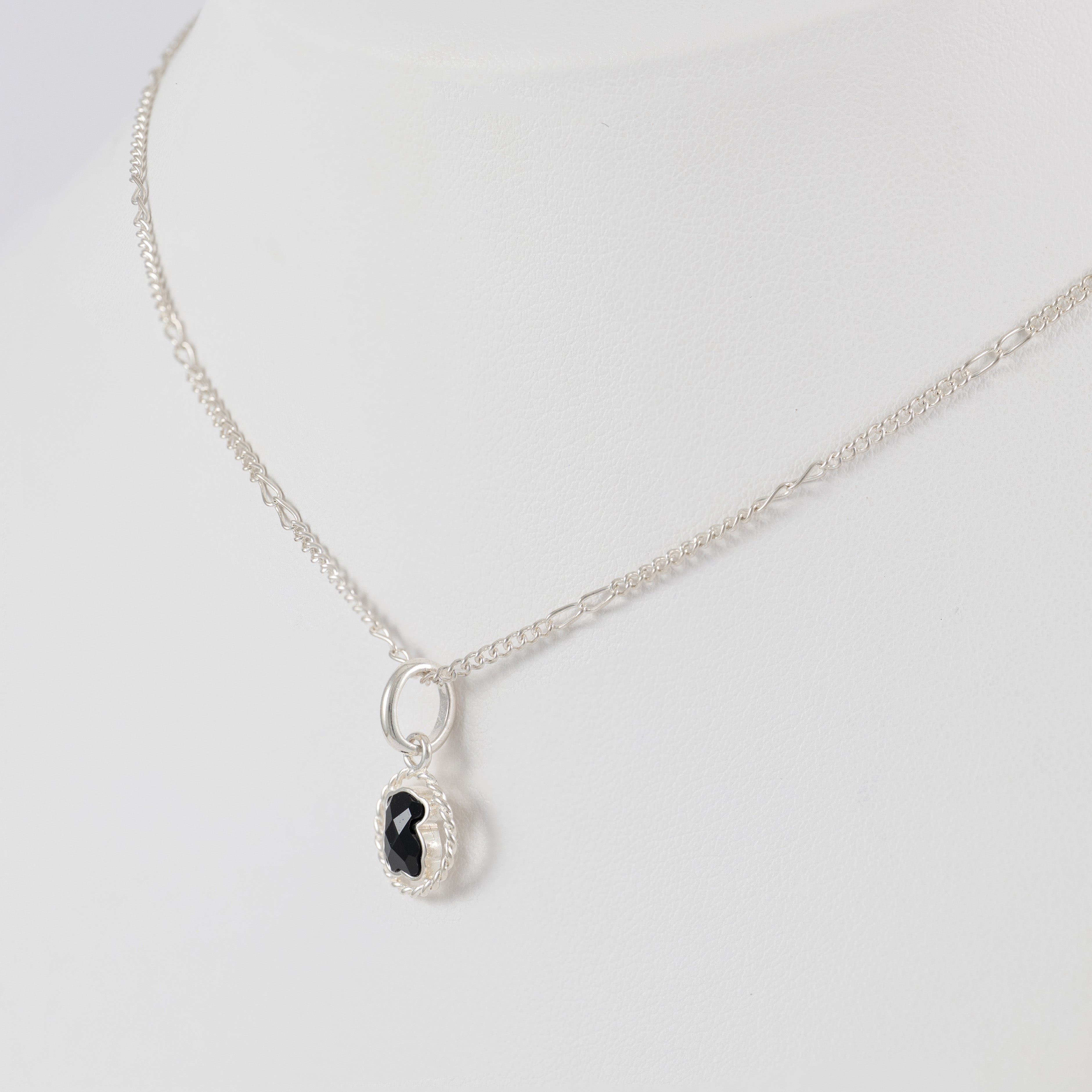 Cadena con colgante Tous en plata 925 y ónix Motif