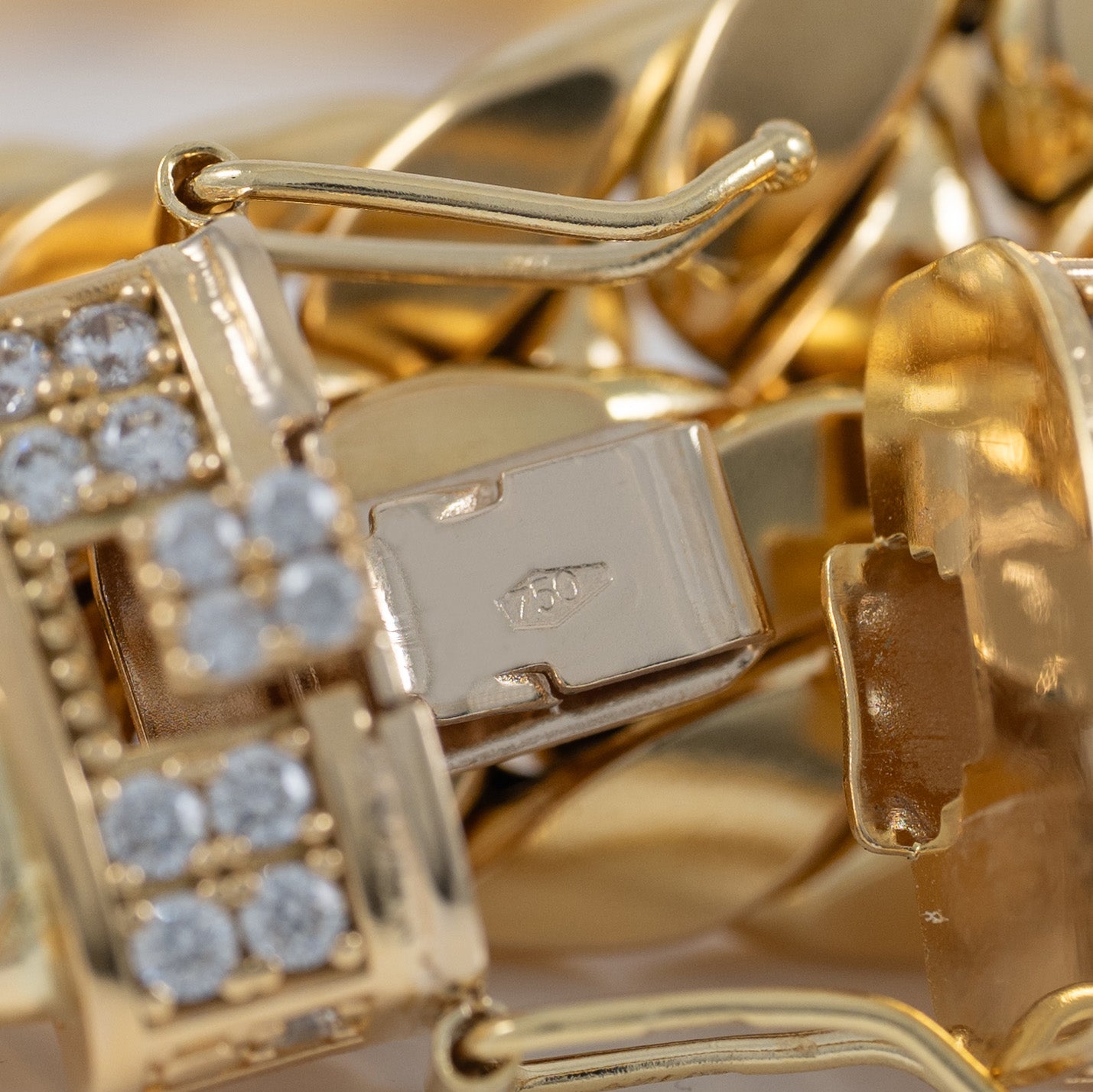 Cadena barbada cubana oro 18k 750 60cm