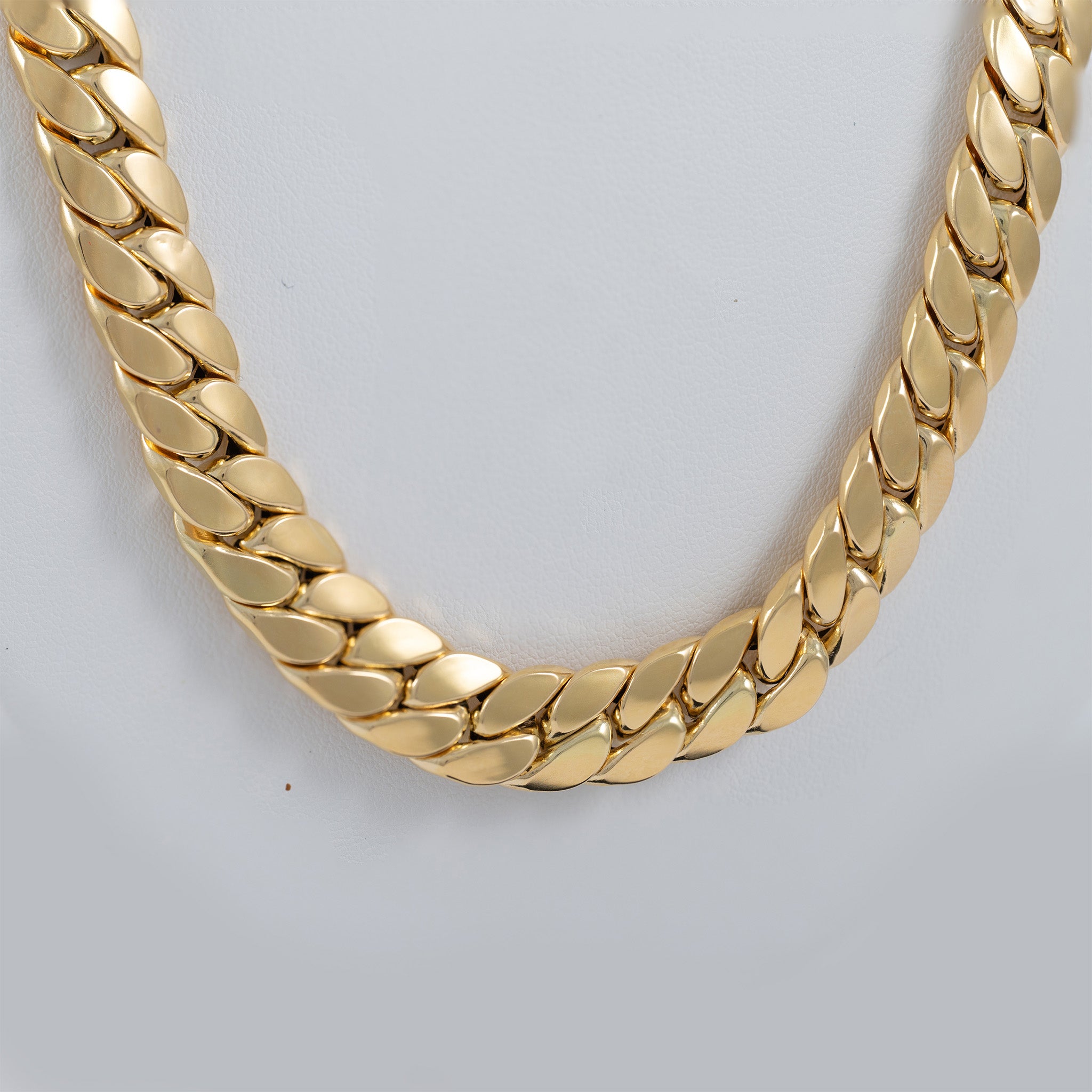 Cadena barbada cubana oro 18k 750 60cm