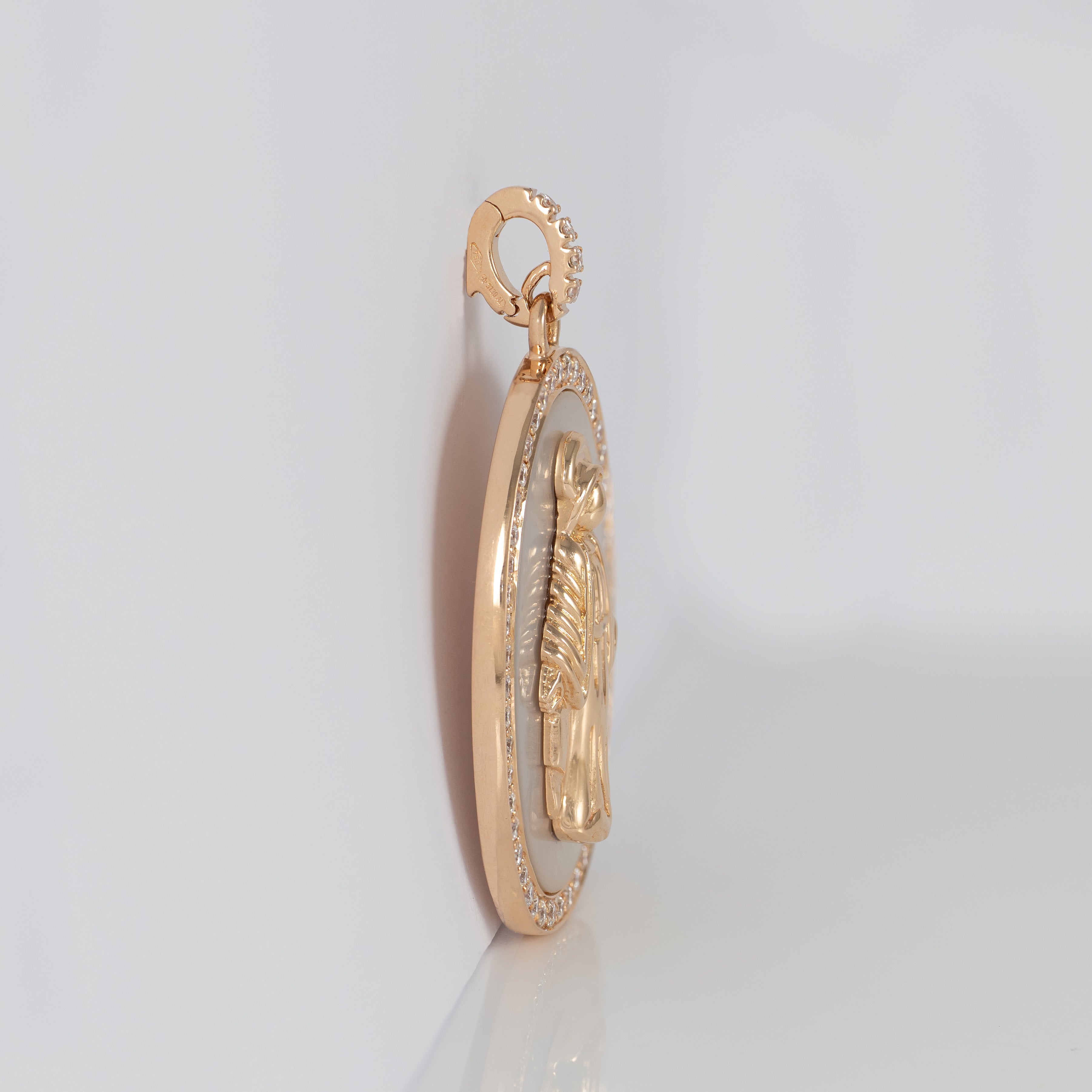 Colgante Crivelli Madonna oro rosa 18k nácar y brillantes