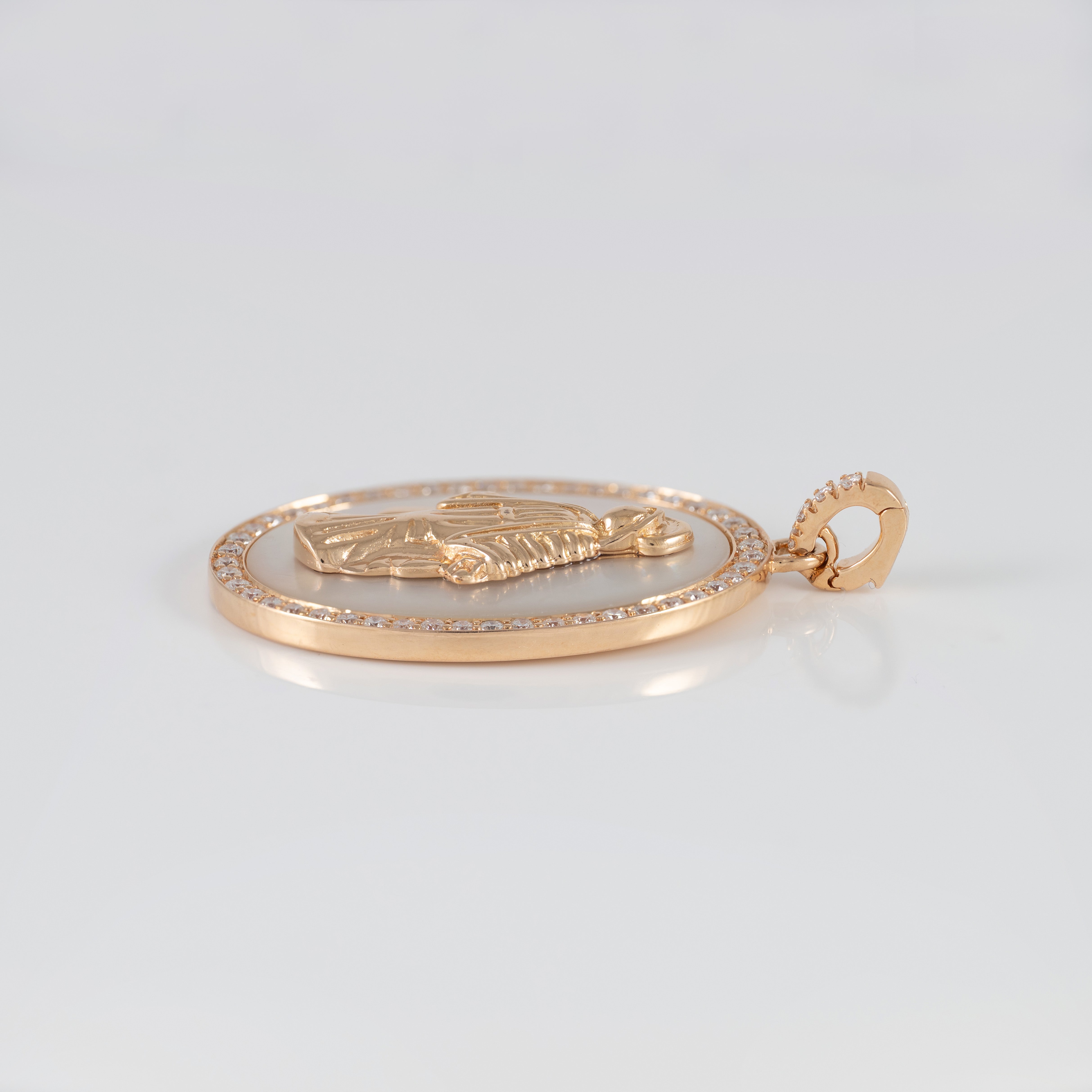 Colgante Crivelli Madonna oro rosa 18k nácar y brillantes