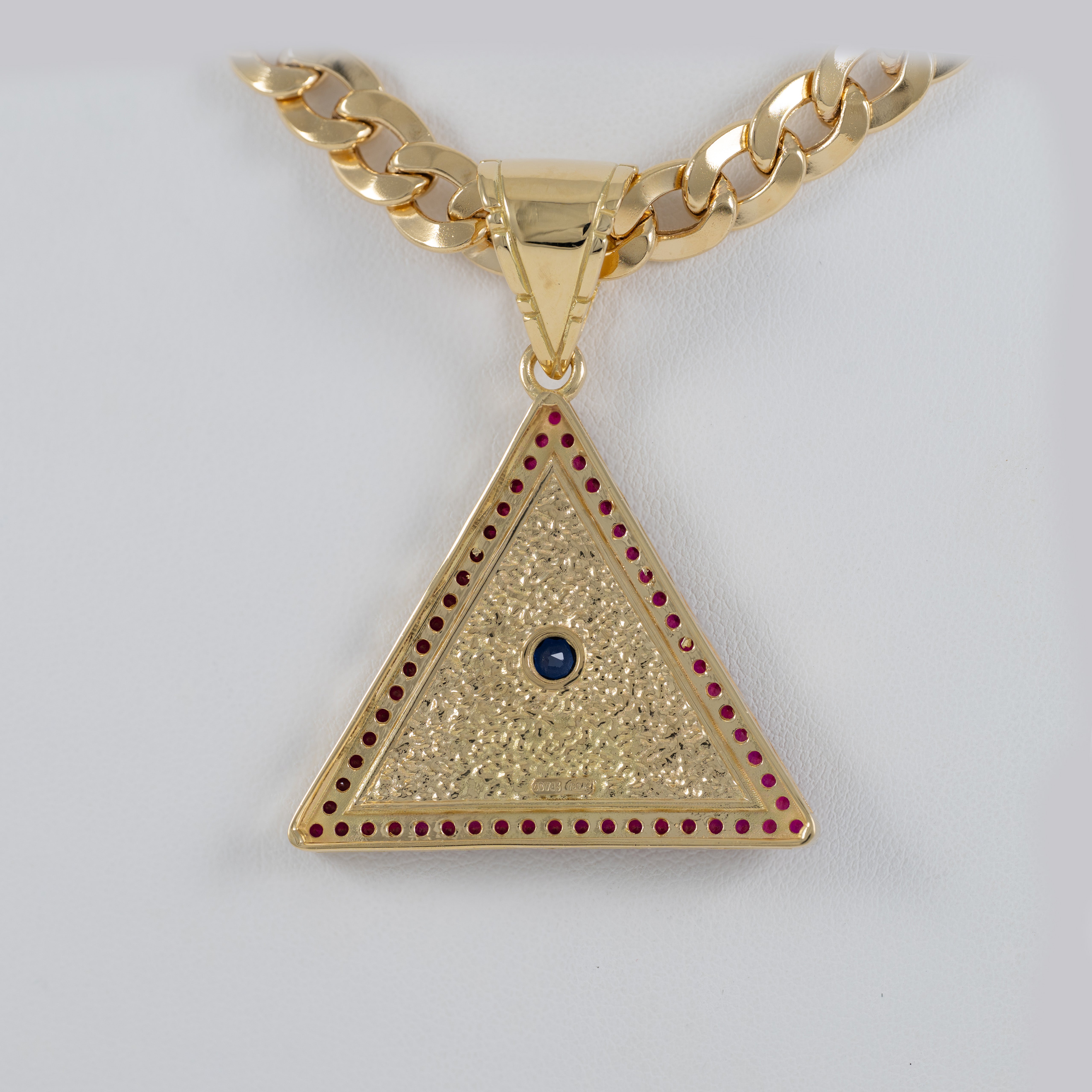 Colgante Iluminati de oro 18k 750