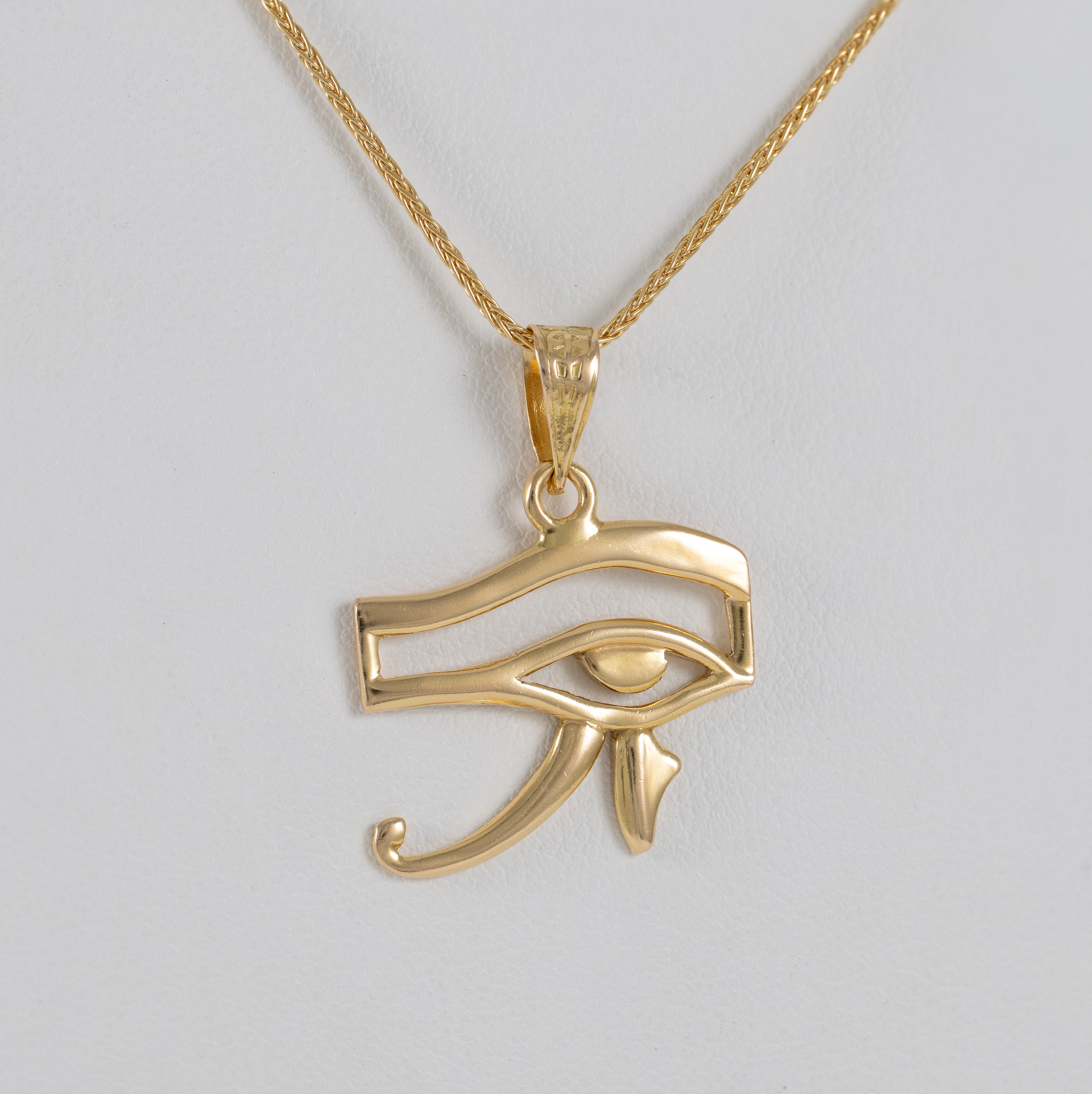 Colgante Ojo de Horus oro 18k 750