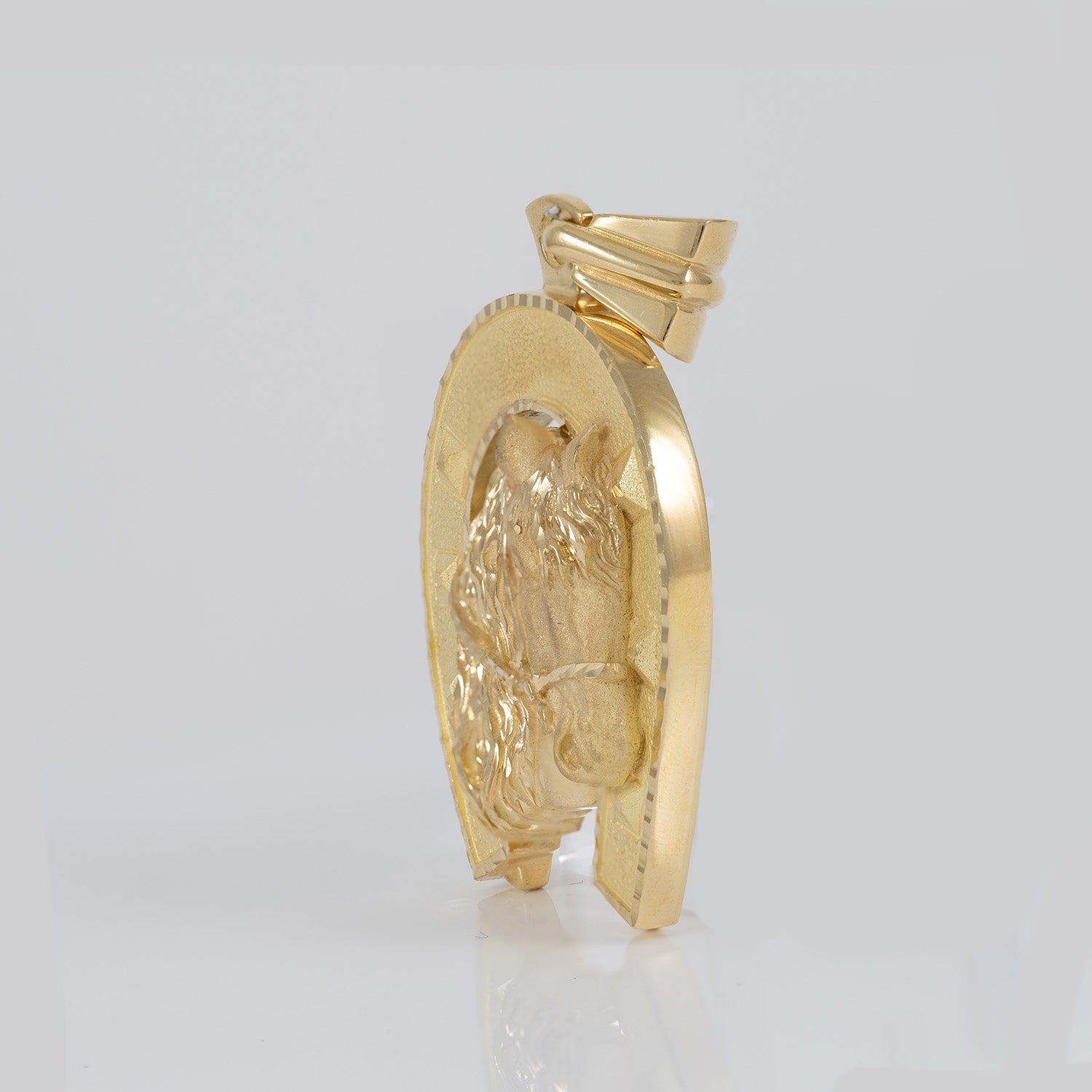 Colgante herradura caballo oro 18k 750