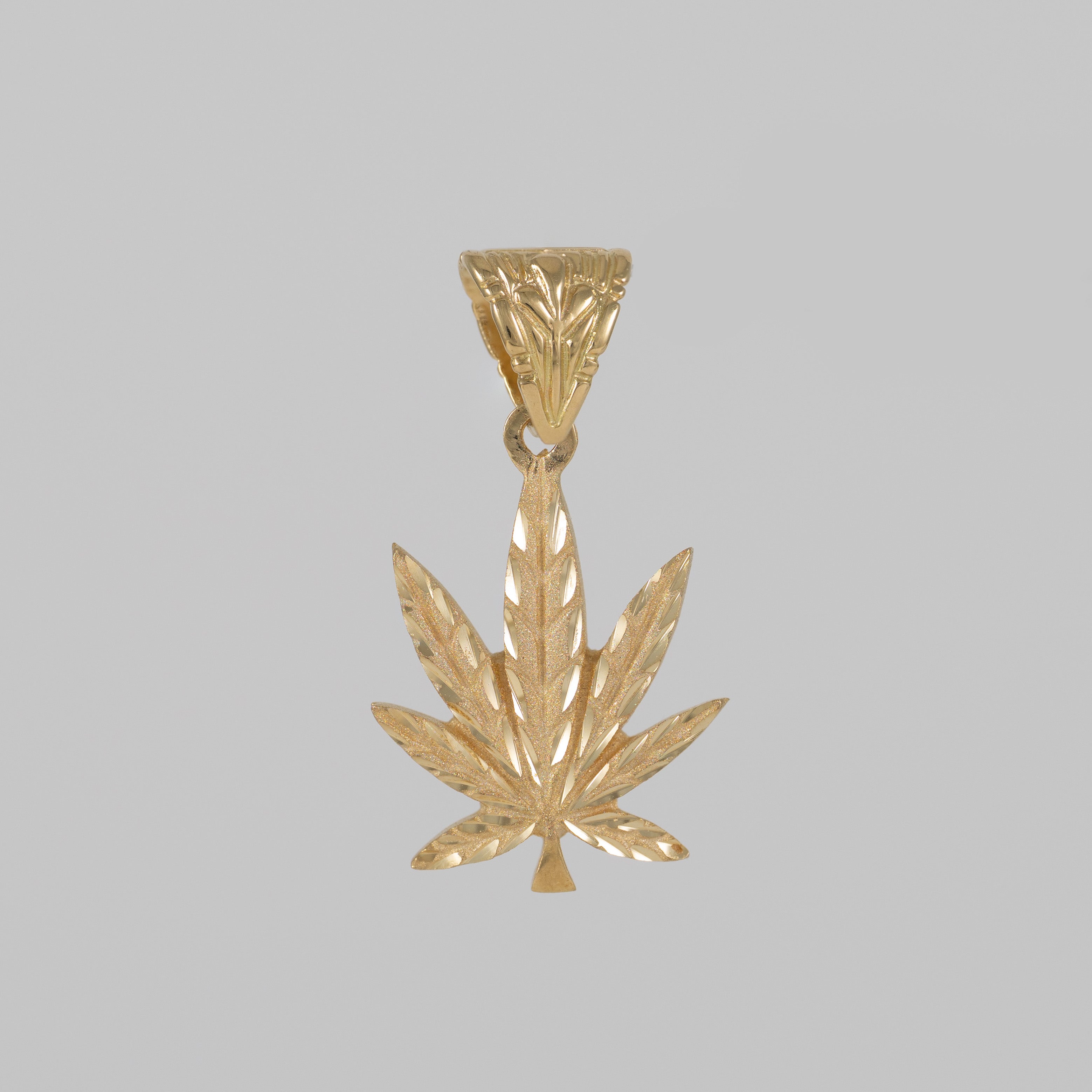 Colgante Hoja Marihuana oro 18k 750