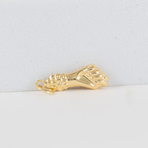 Colgante Puño oro 18k 750
