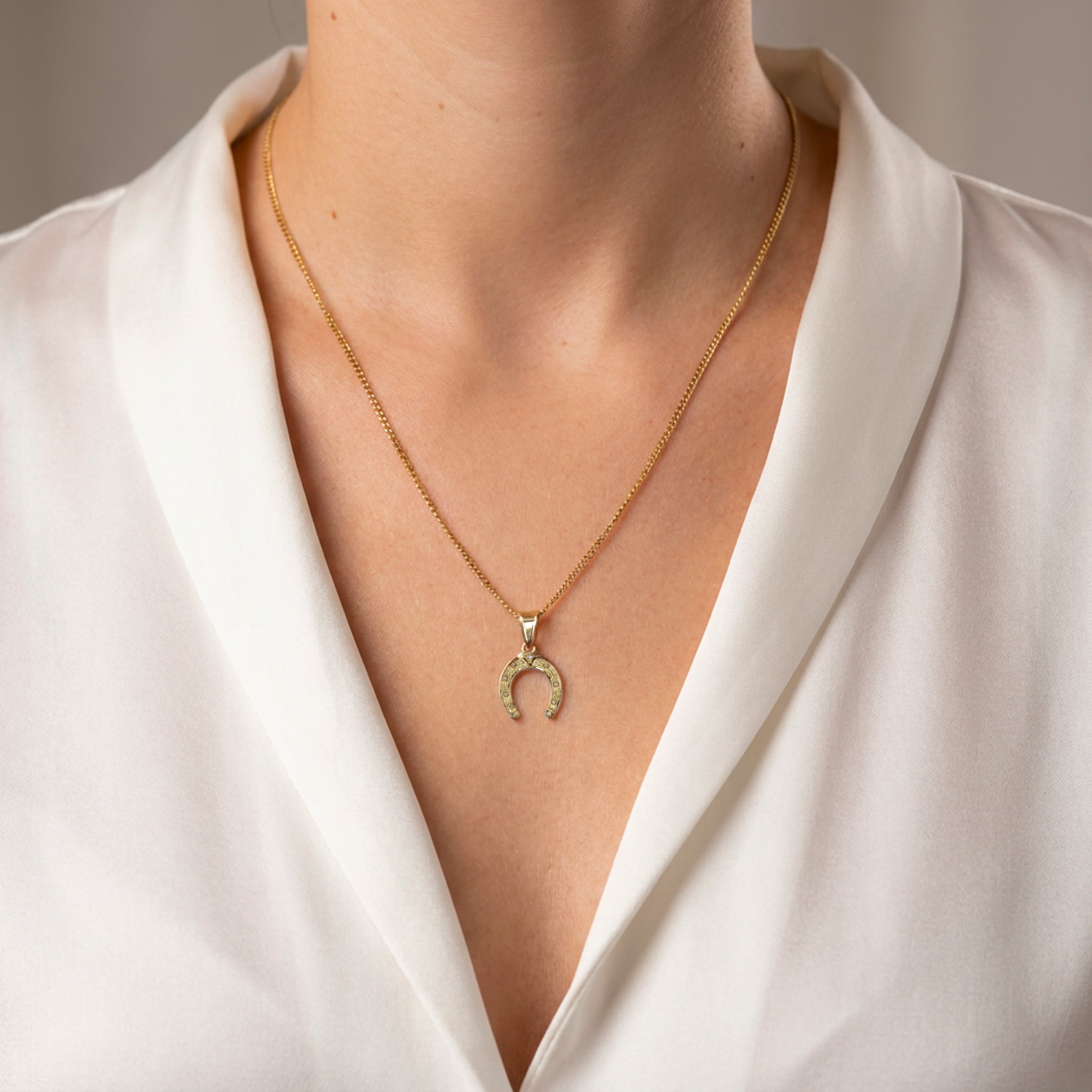 Colgante Herradura oro 18k 750