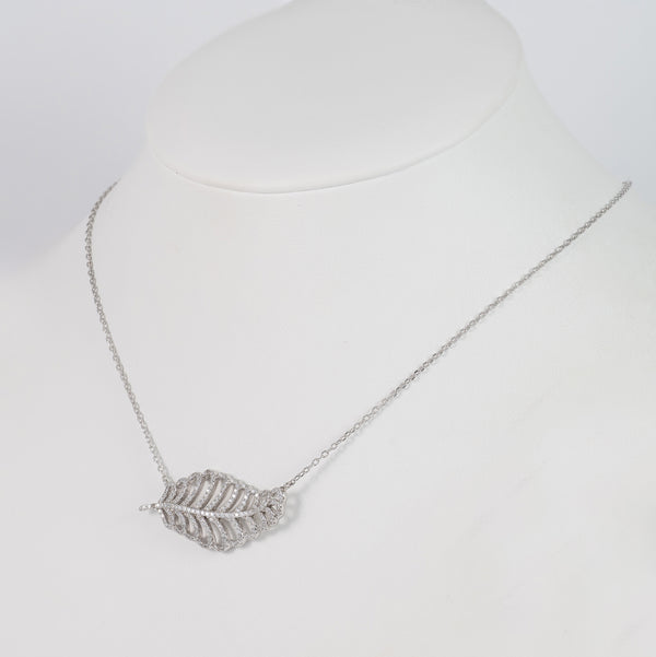Collar con Colgante en plata 925 Hoja