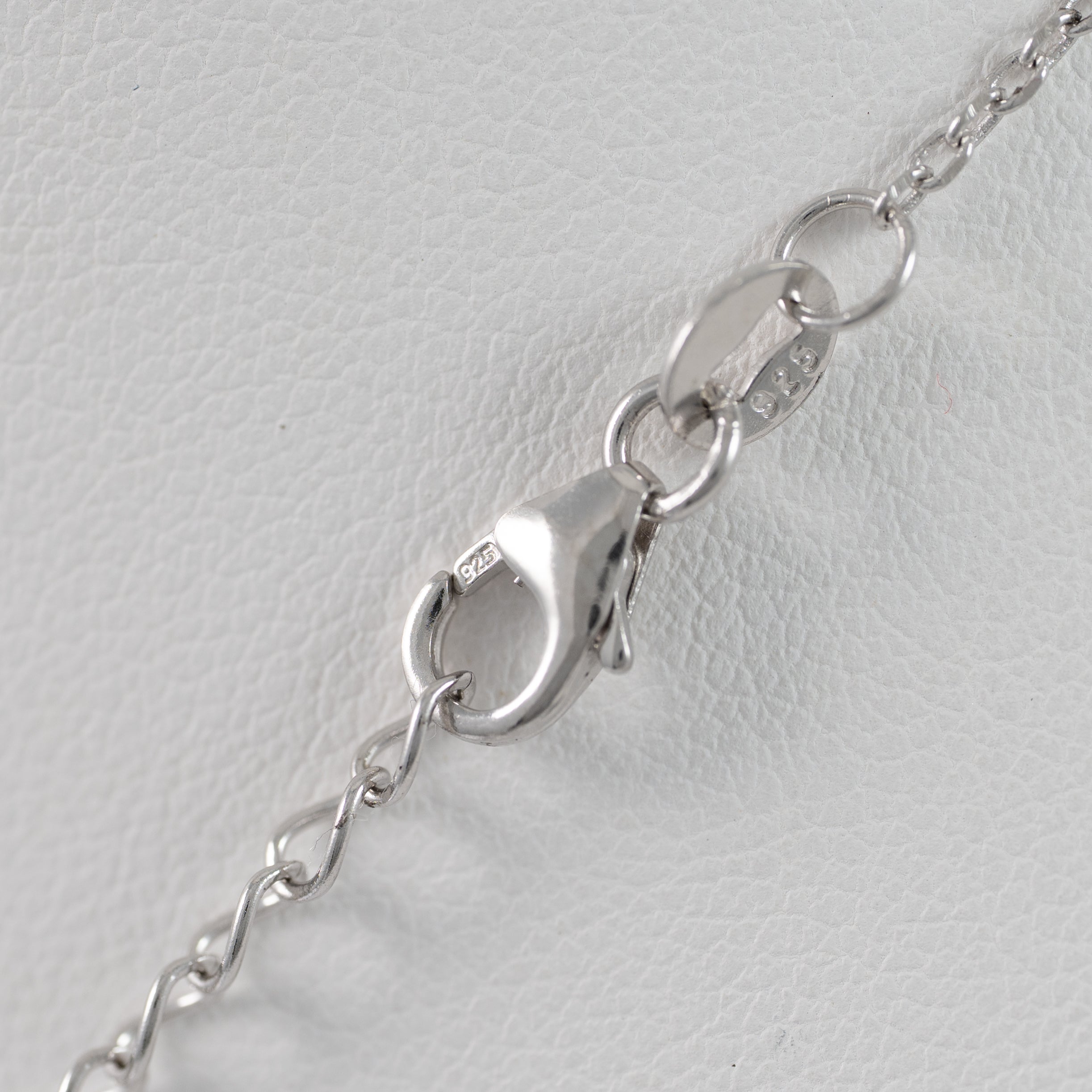 Collar con Colgante en plata 925 Hoja