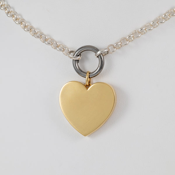 Gargantilla Tous Hold con anilla Dark Silver en plata 925 y colgante Corazón en plata Vermeil