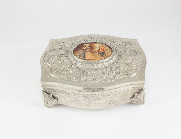 Caja joyero de plata decoración repujado y detalle esmaltado