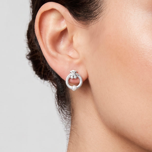 Pendientes Tous de plata con perla motivo oso Super Power