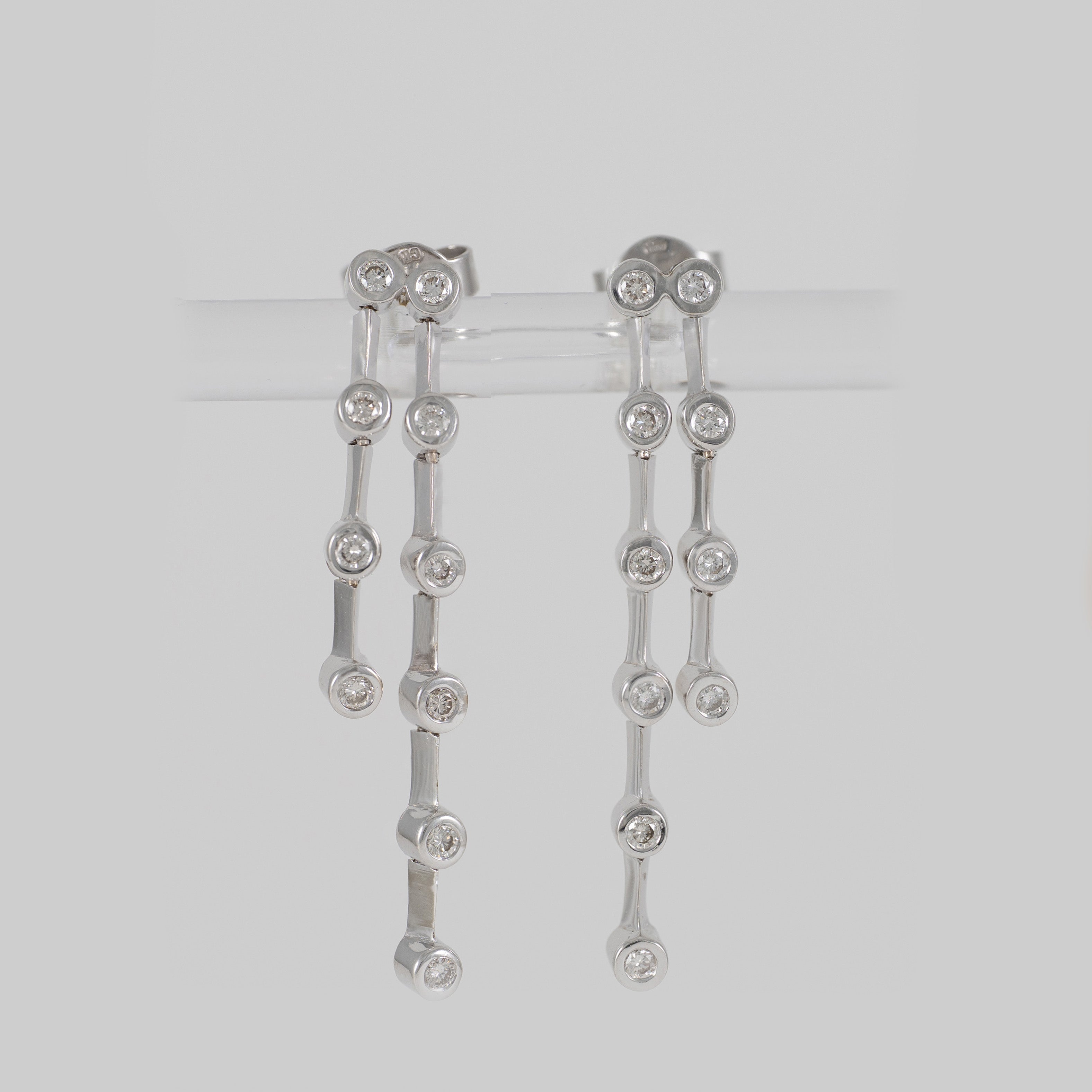 Pendientes en oro blanco 18k con diamantes