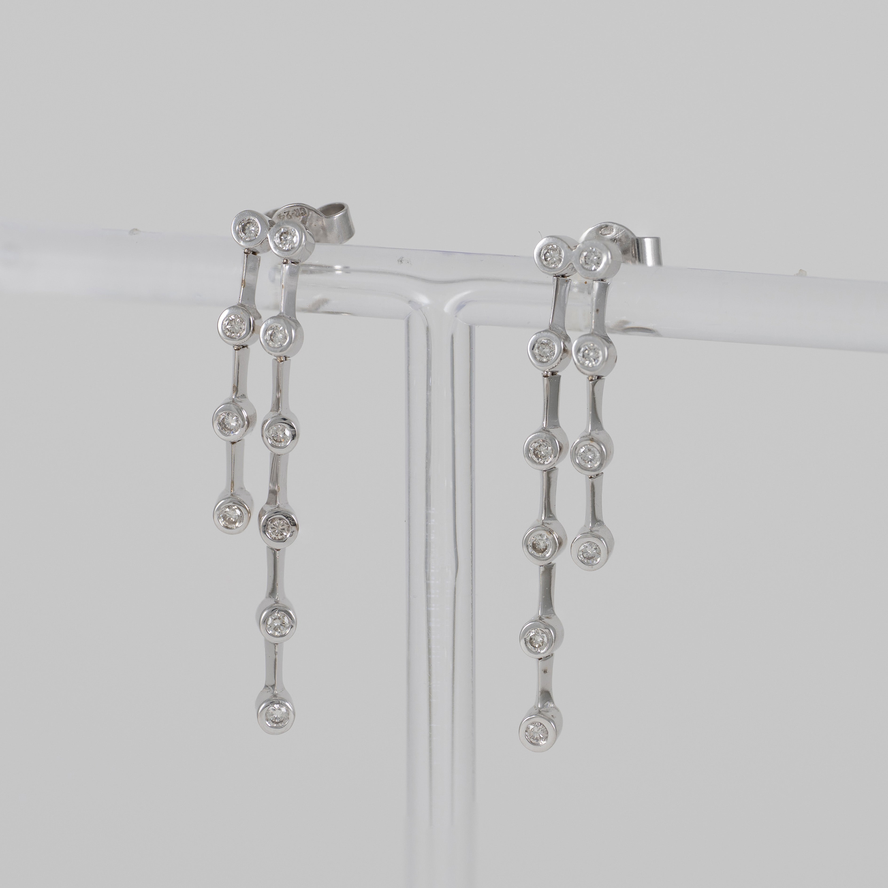 Pendientes en oro blanco 18k con diamantes