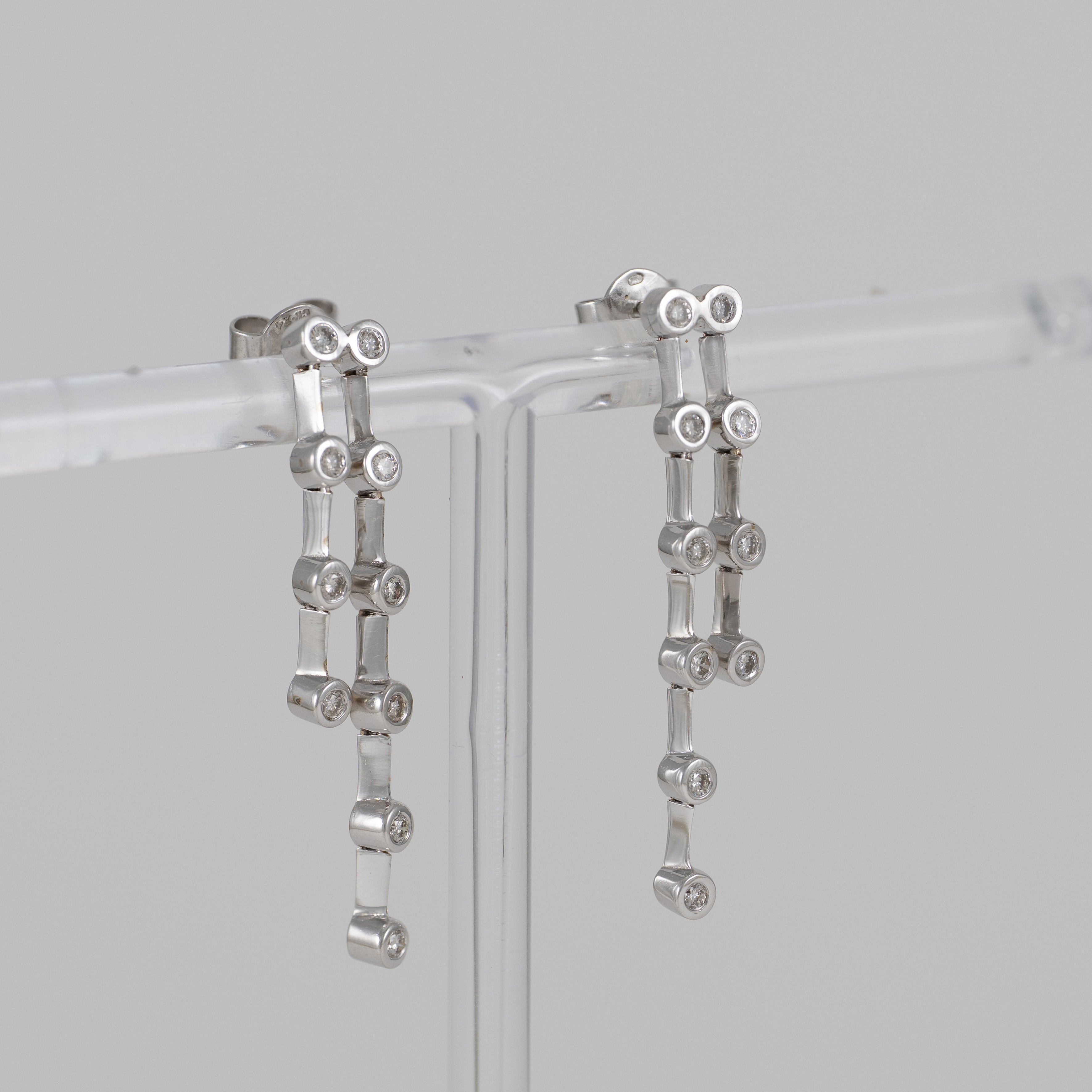 Pendientes en oro blanco 18k con diamantes
