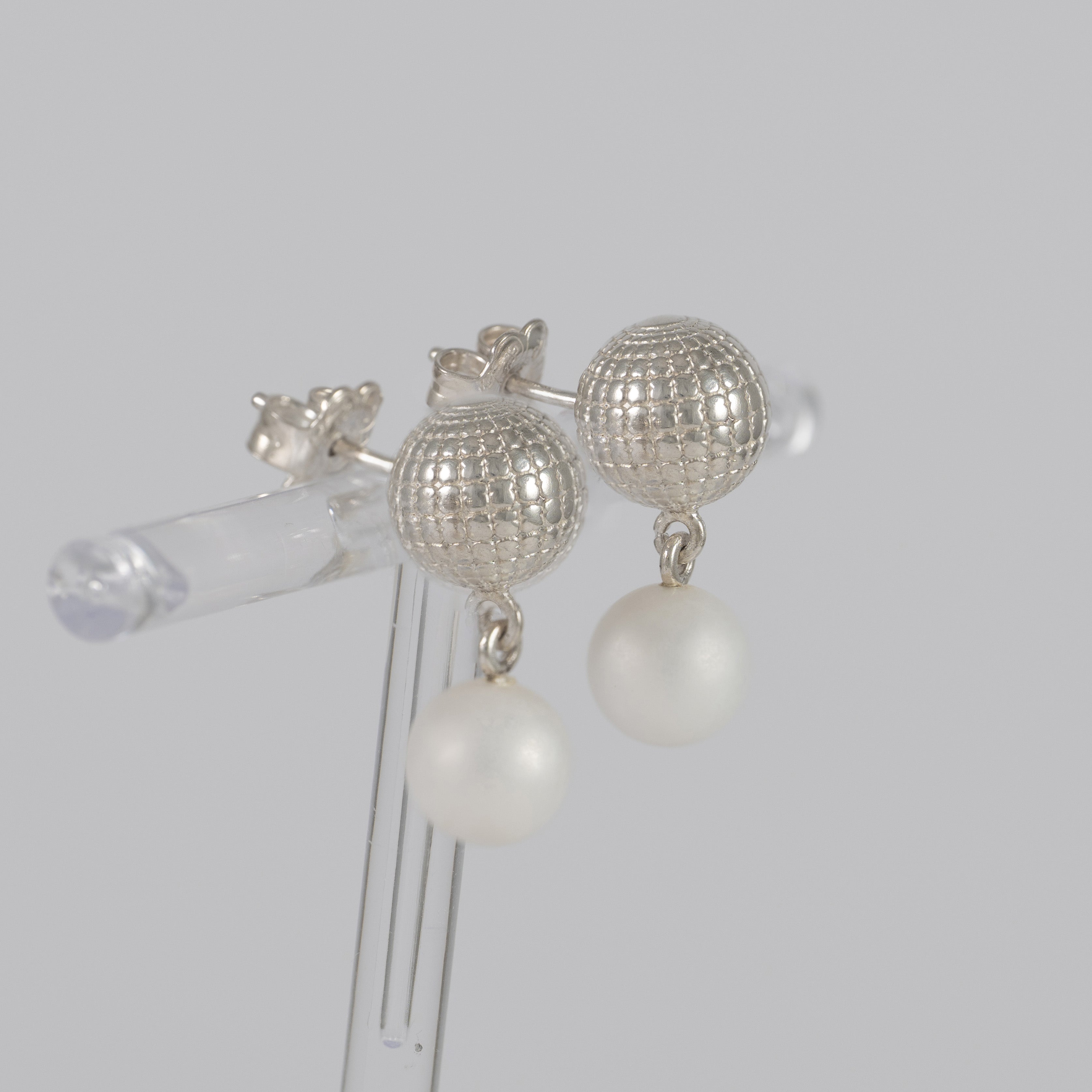 Pendientes Tous en plata 925 y perla cultivada con bola de osos Beach Disco