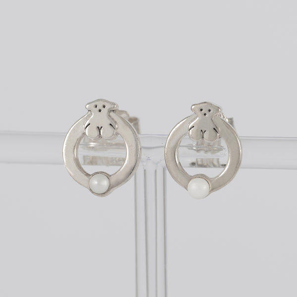 Pendientes Tous de plata con perla motivo oso Super Power