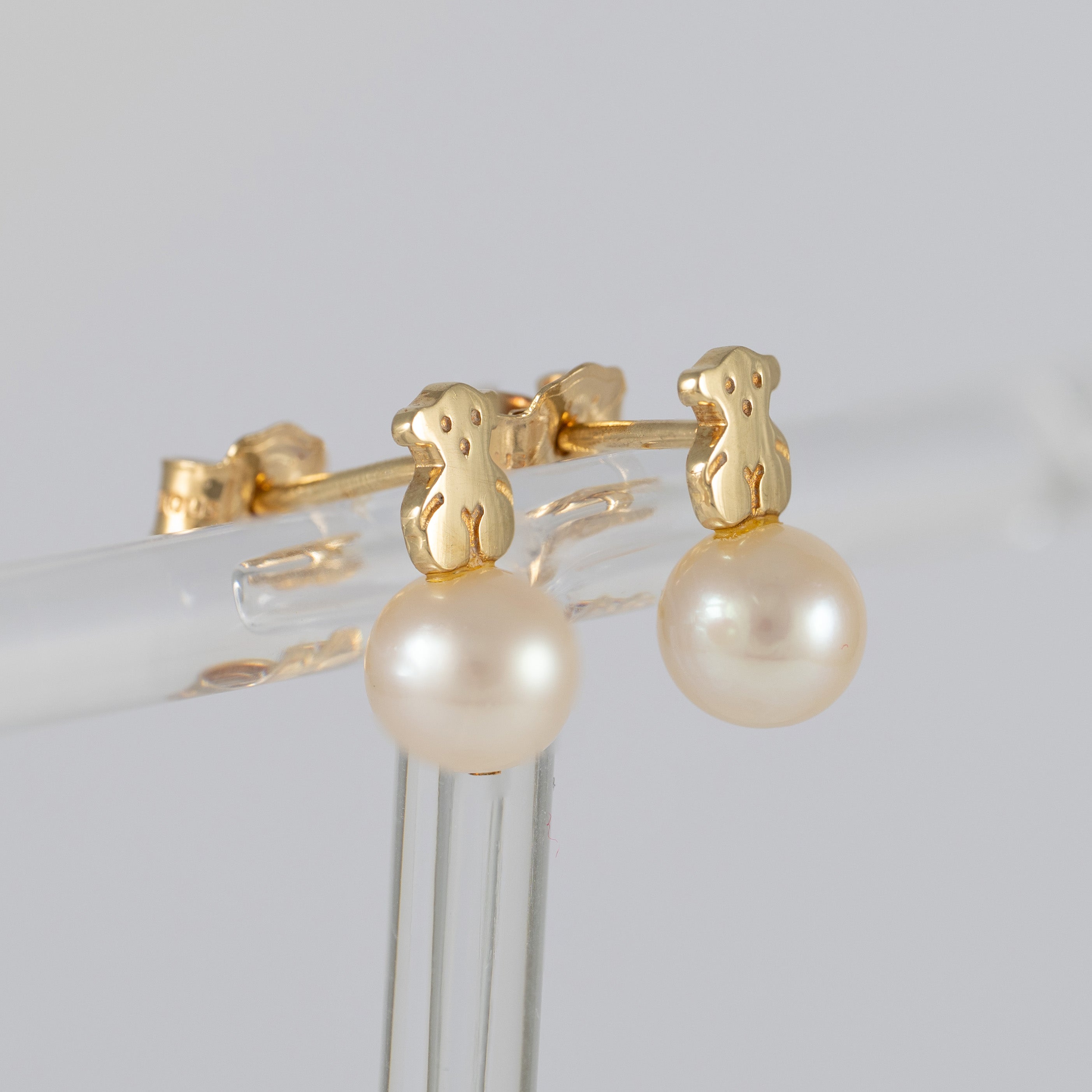 Pendientes Tous Puppies en oro amarillo de 18k y perlas cultivadas