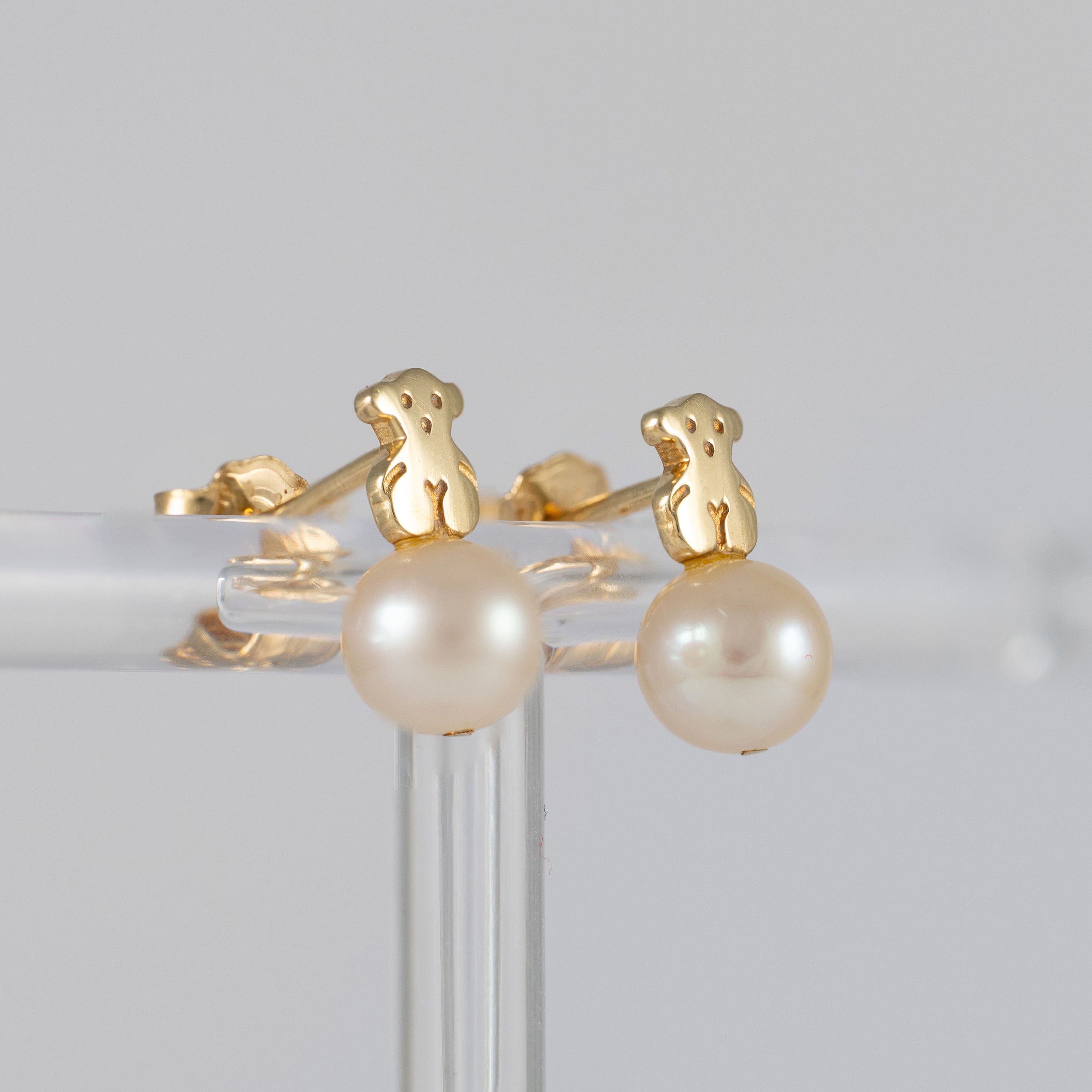 Pendientes Tous Puppies en oro amarillo de 18k y perlas cultivadas