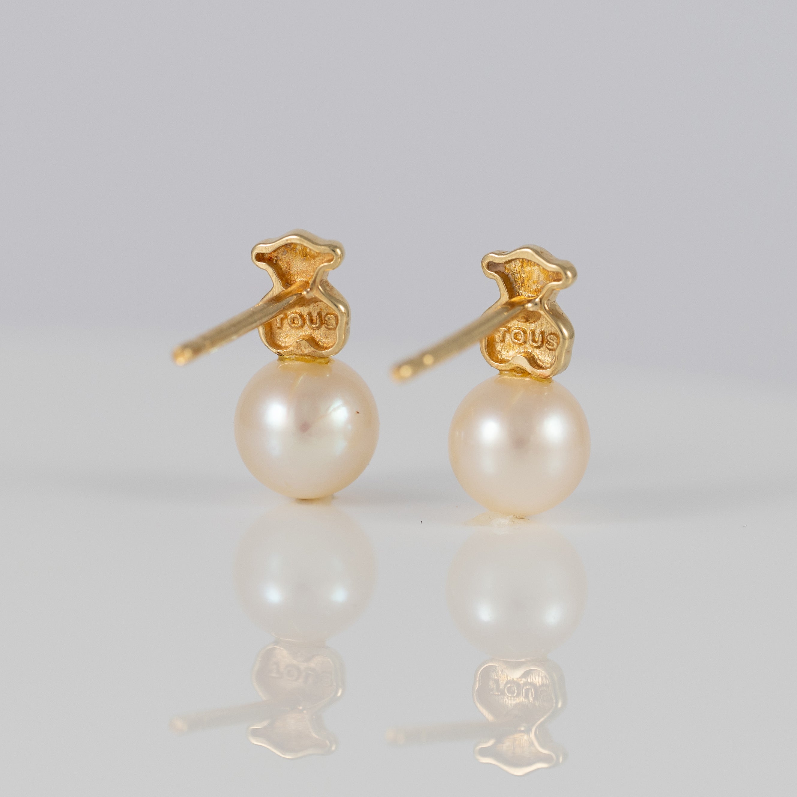 Pendientes Tous Puppies en oro amarillo de 18k y perlas cultivadas