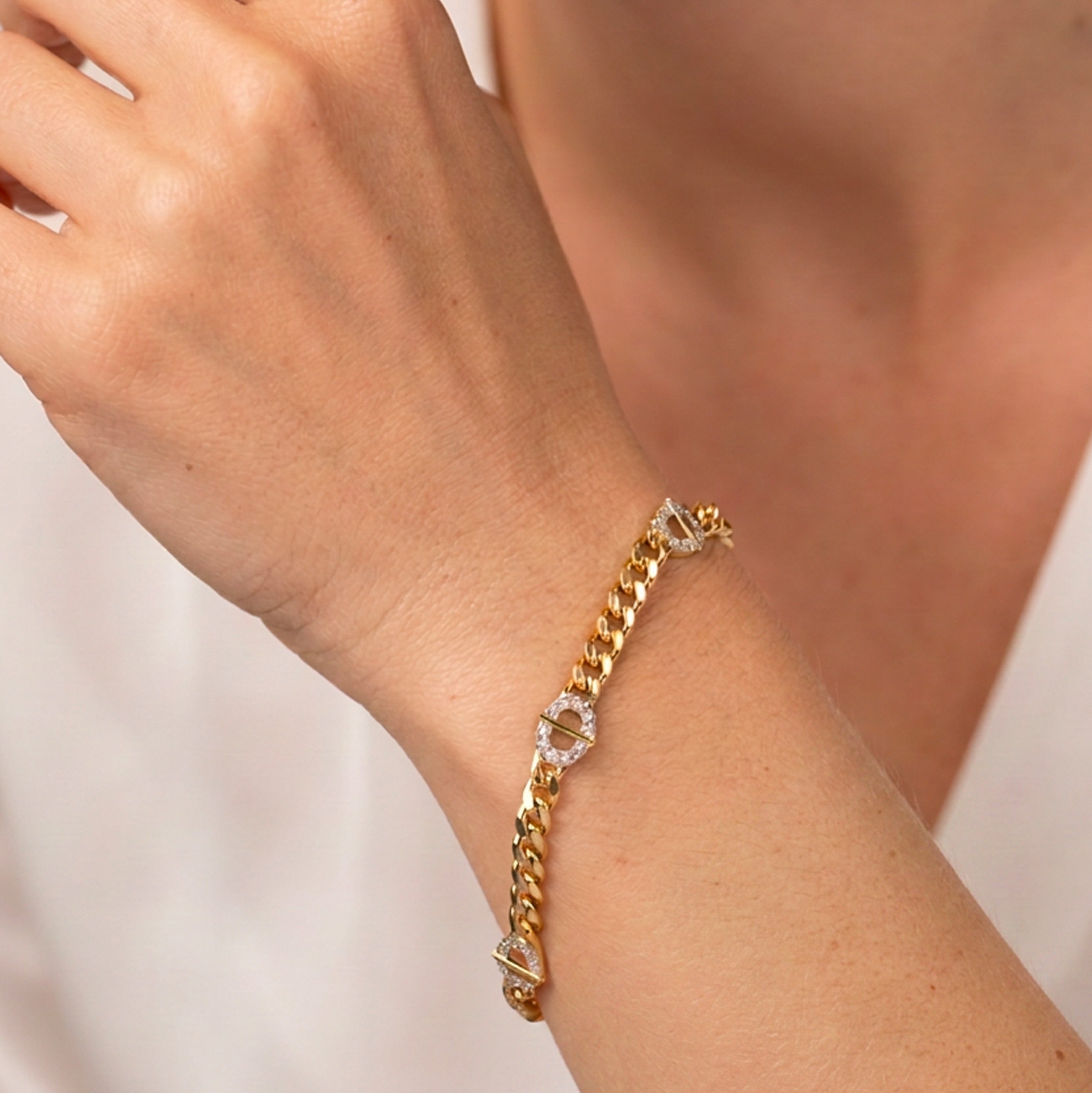 Pulsera oro 18k con diamantes