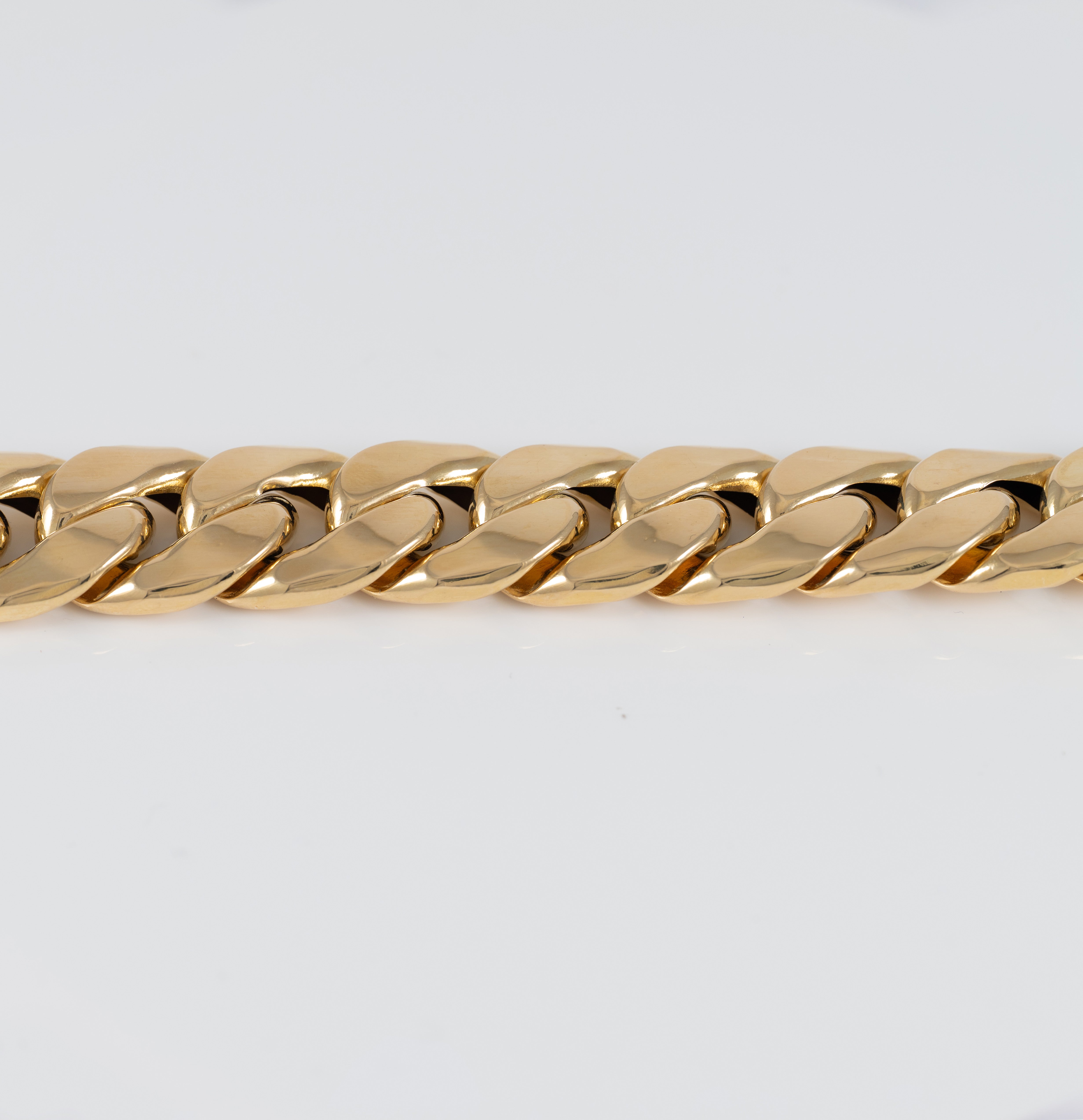 Pulsera barbada cubana oro 18k 750