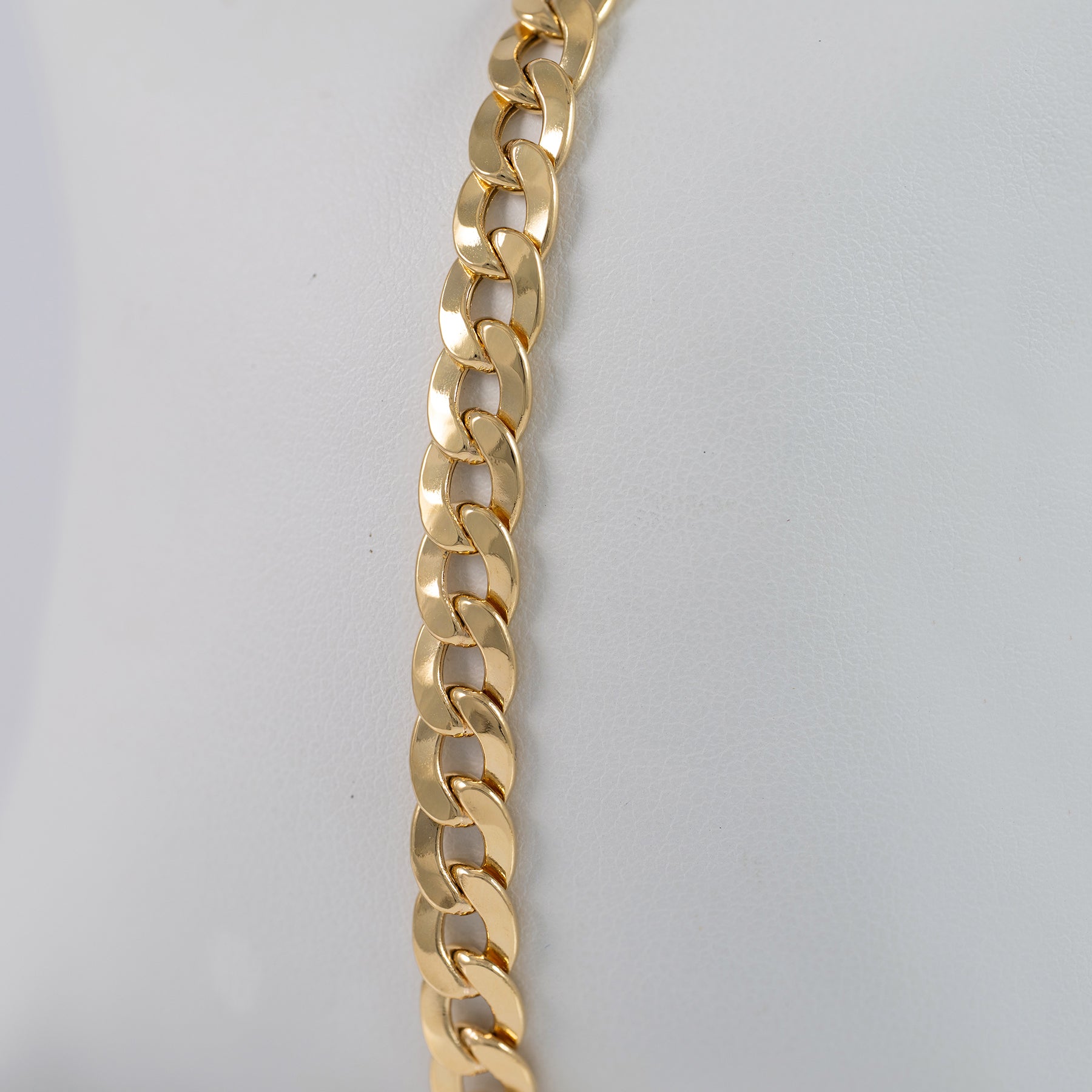 Pulsera barbada de oro 18k 750