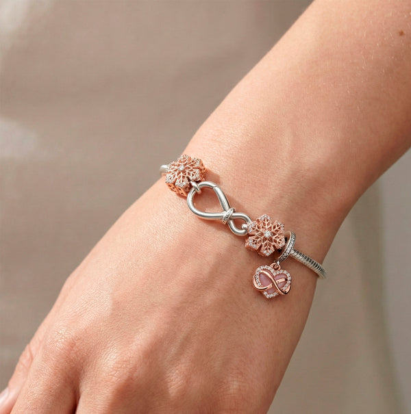 Pulsera Pandora en plata 925 Moments Nudo Infinito de Cadena de Serpiente y charms